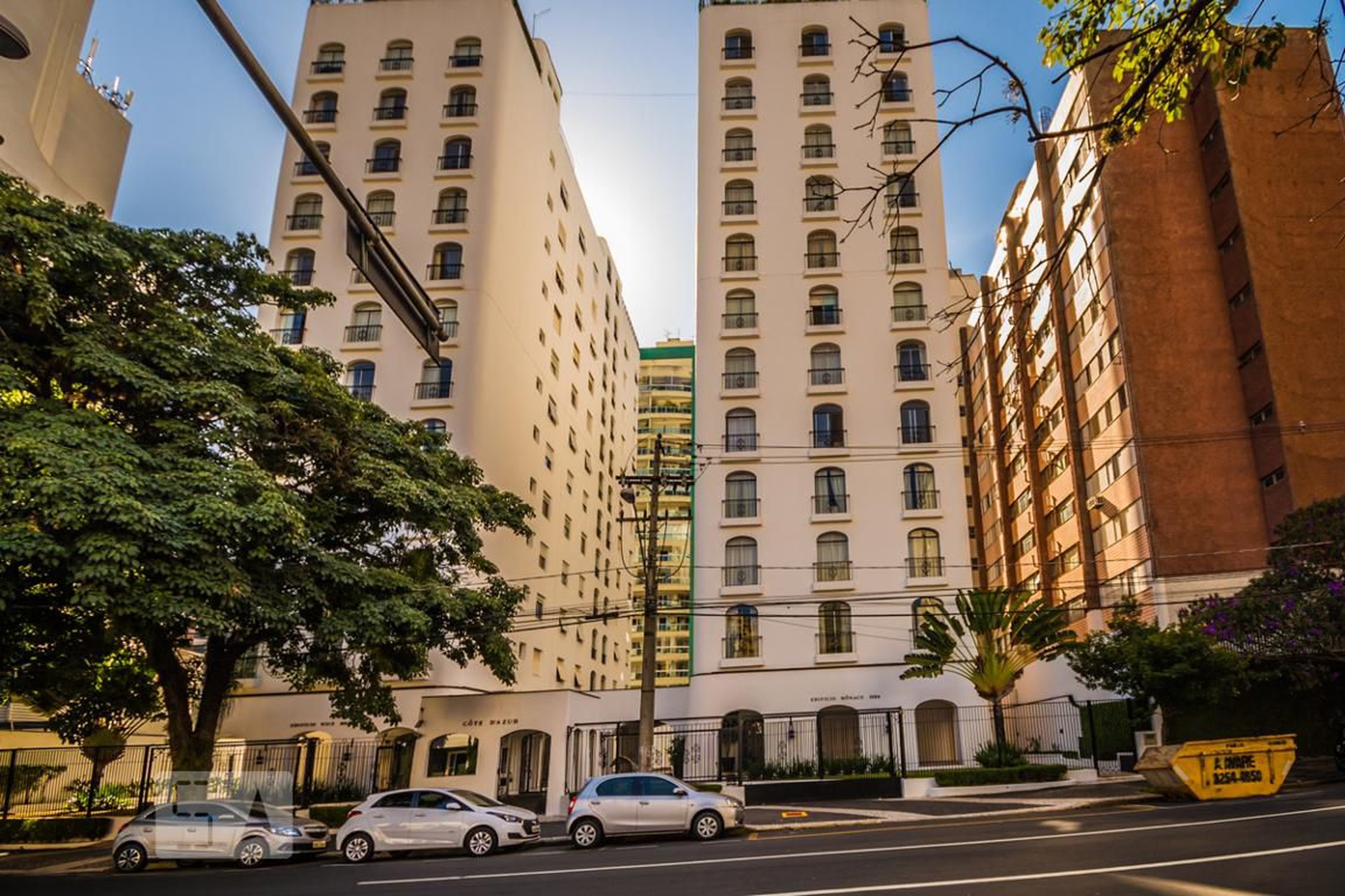 Fachada Condomínio em Avenida Júlio de Mesquita, 1054