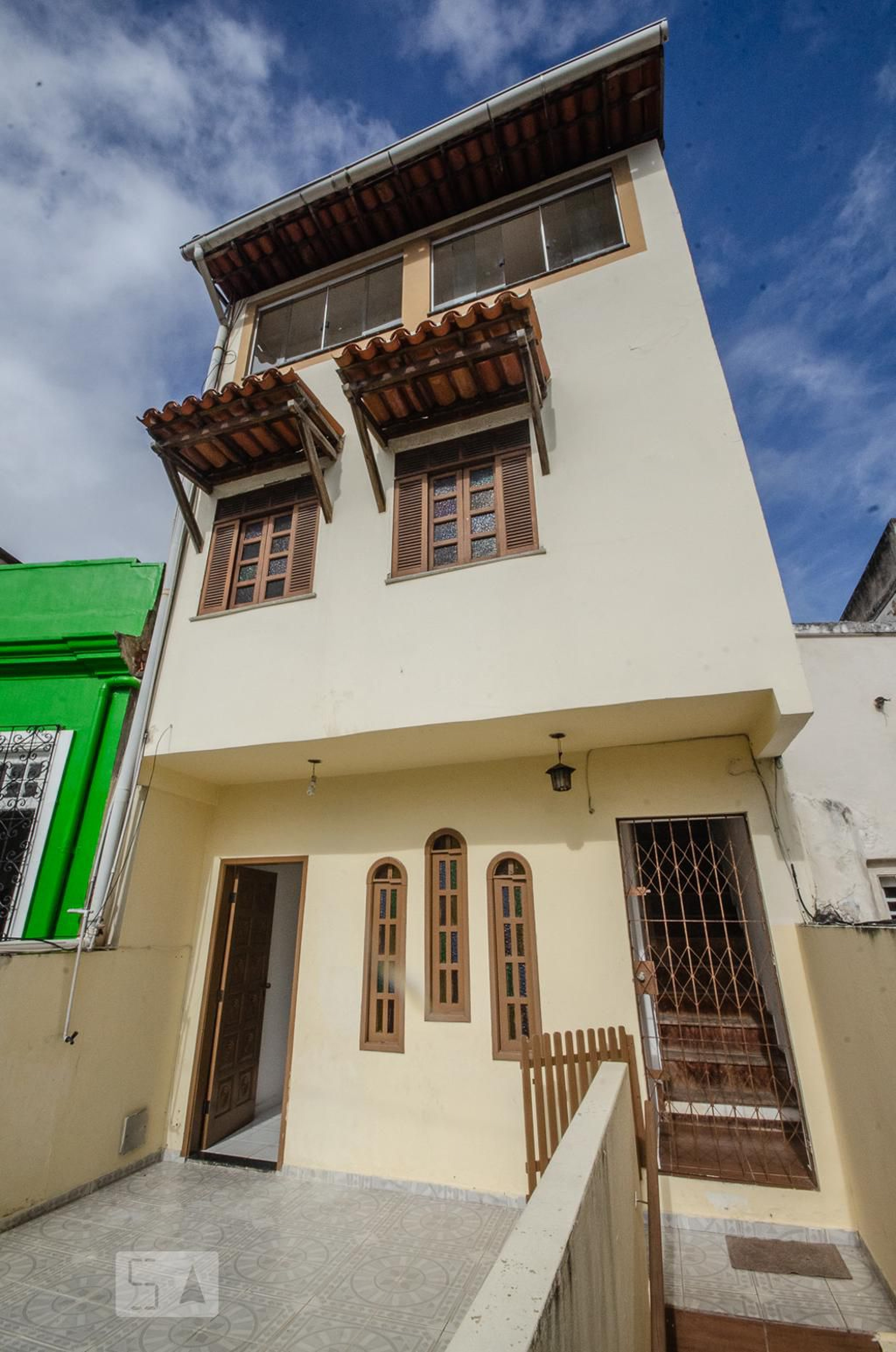 Fachada do Prédio Condomínio em Rua Conde Pereira Marinho, 30