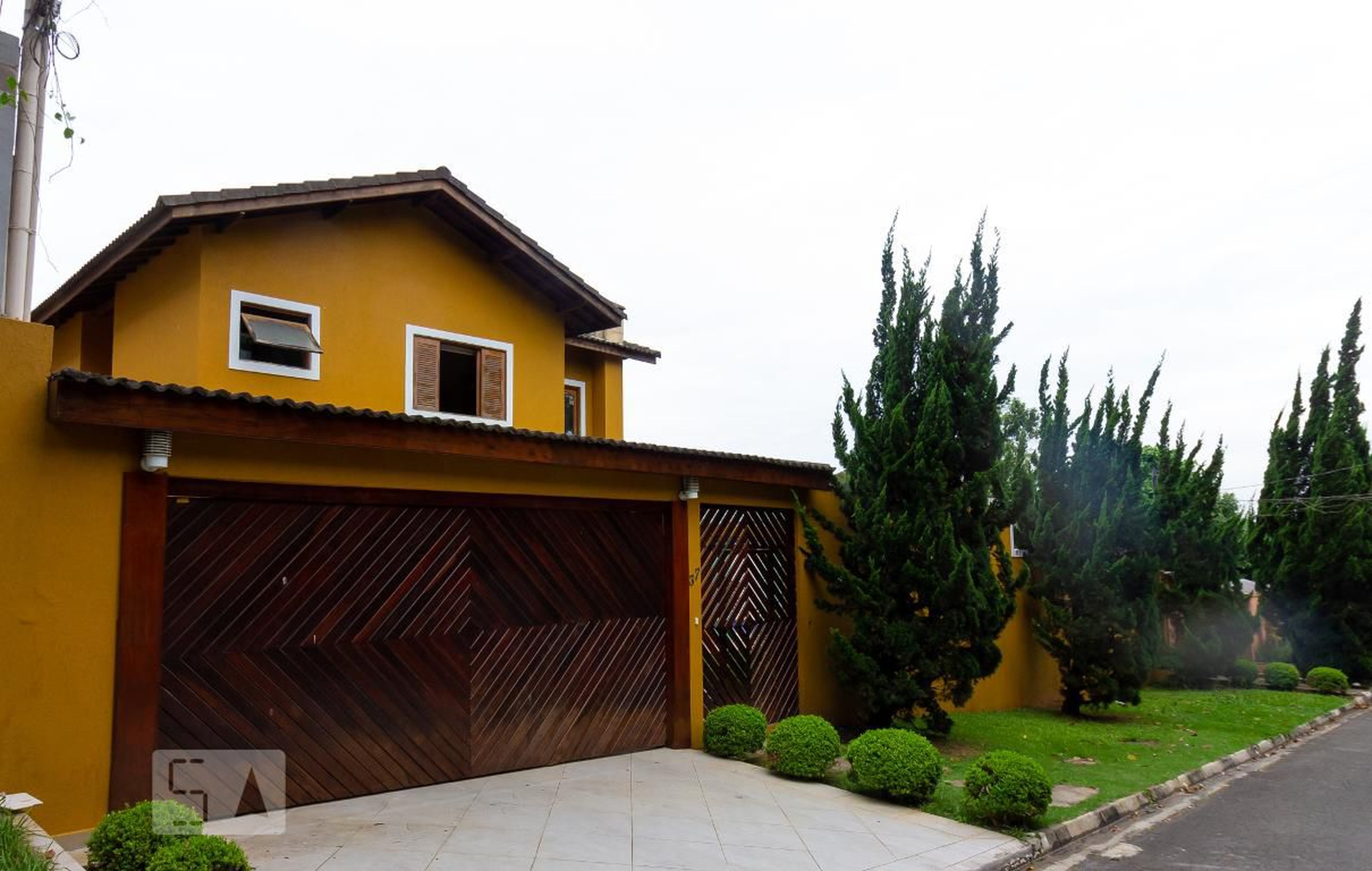 Fachada Condomínio Granja Viana II