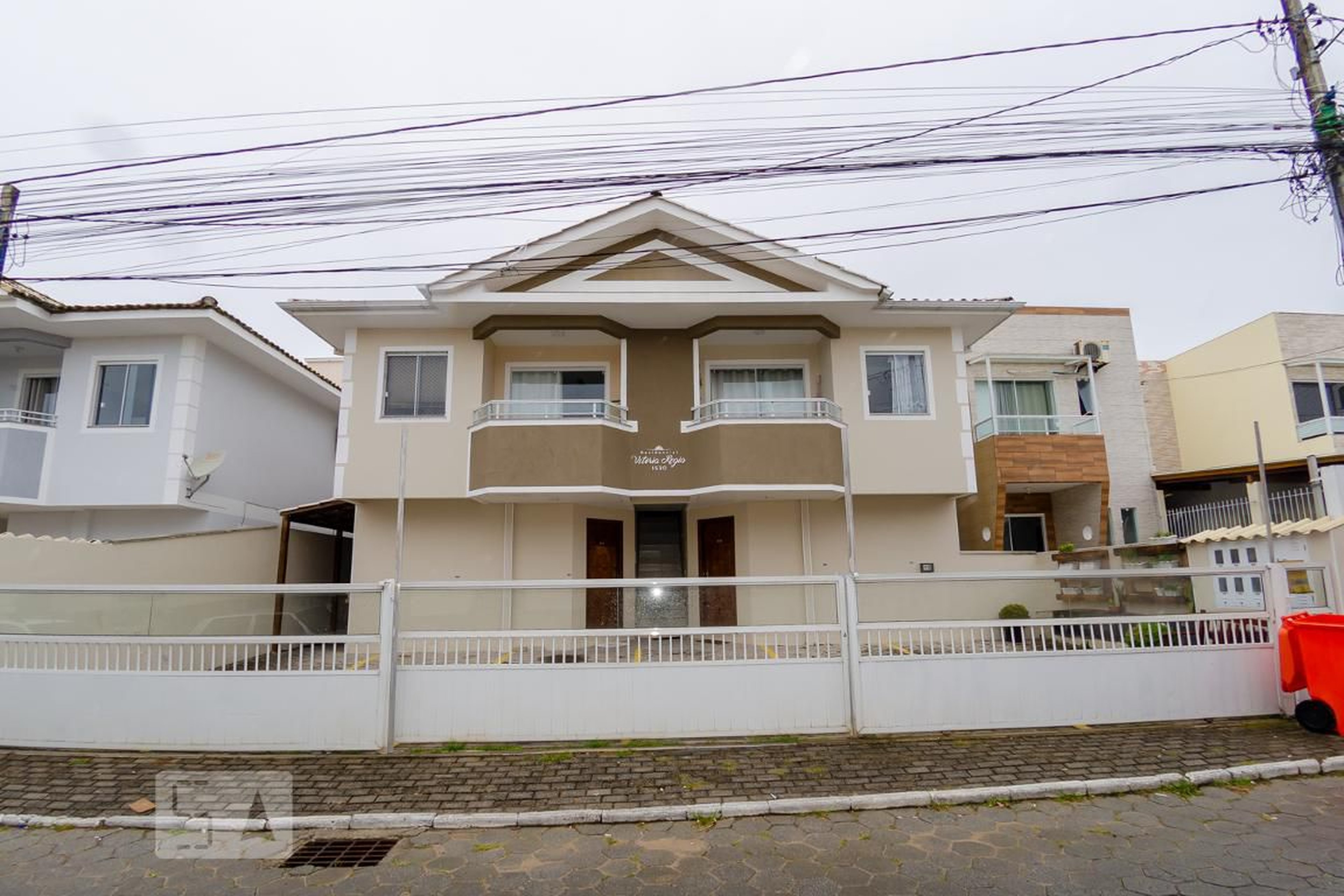 Fachada Condomínio em Servidão Netuno, 1530