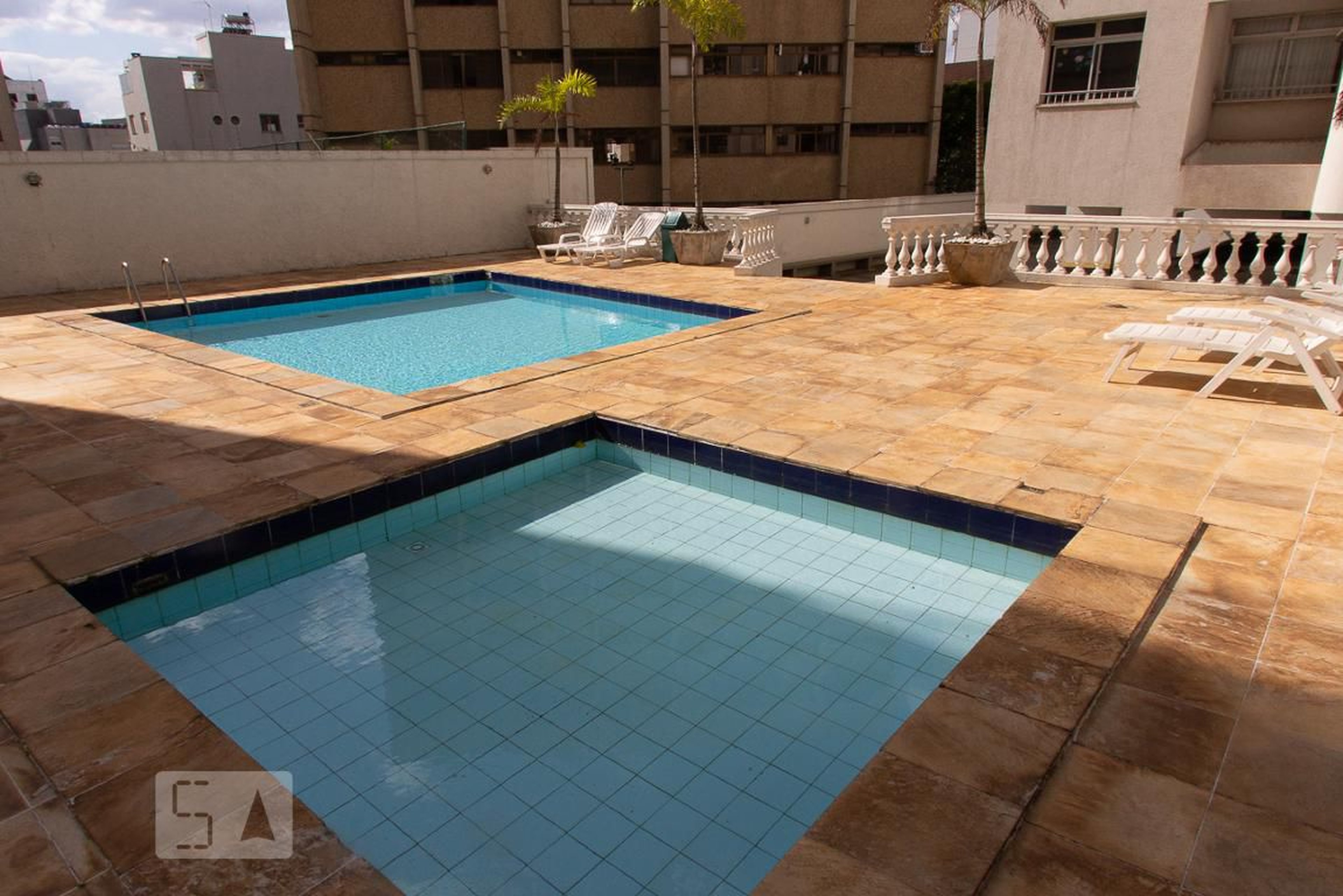Piscina - Edifício Jardim Bandeirante
