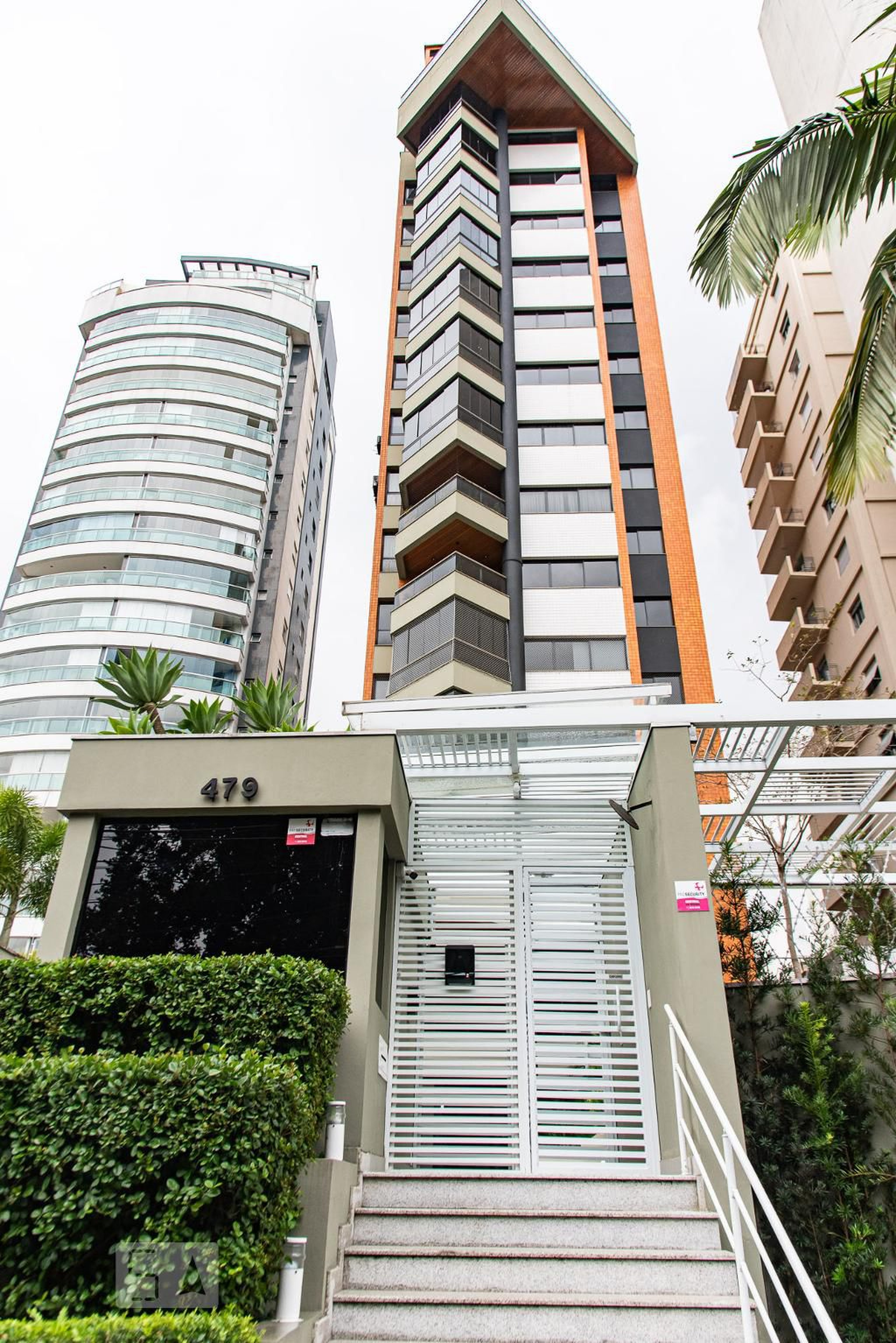 Fachada Condomínio Forest Hills