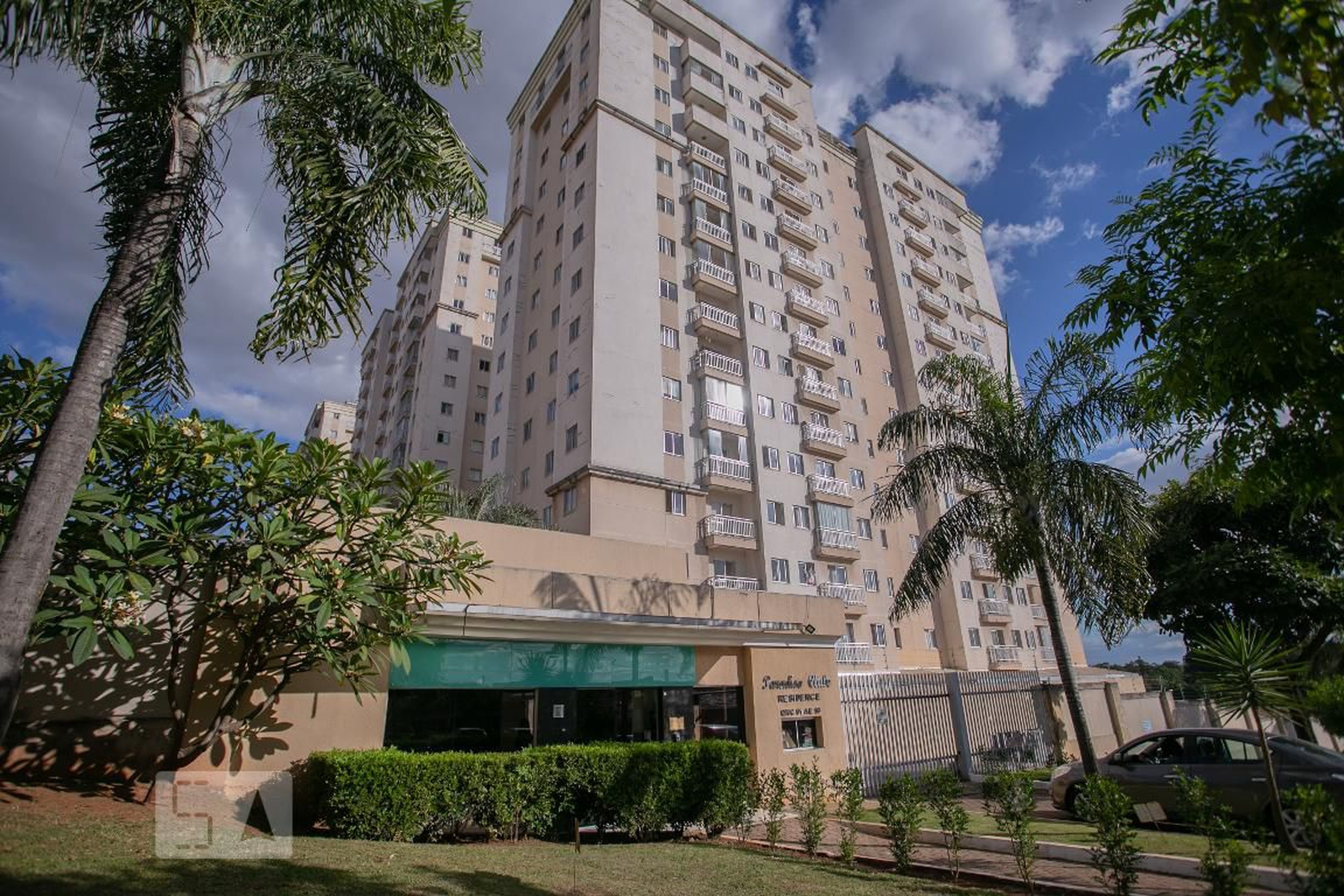 Fachada Condomínio Paradiso Clube