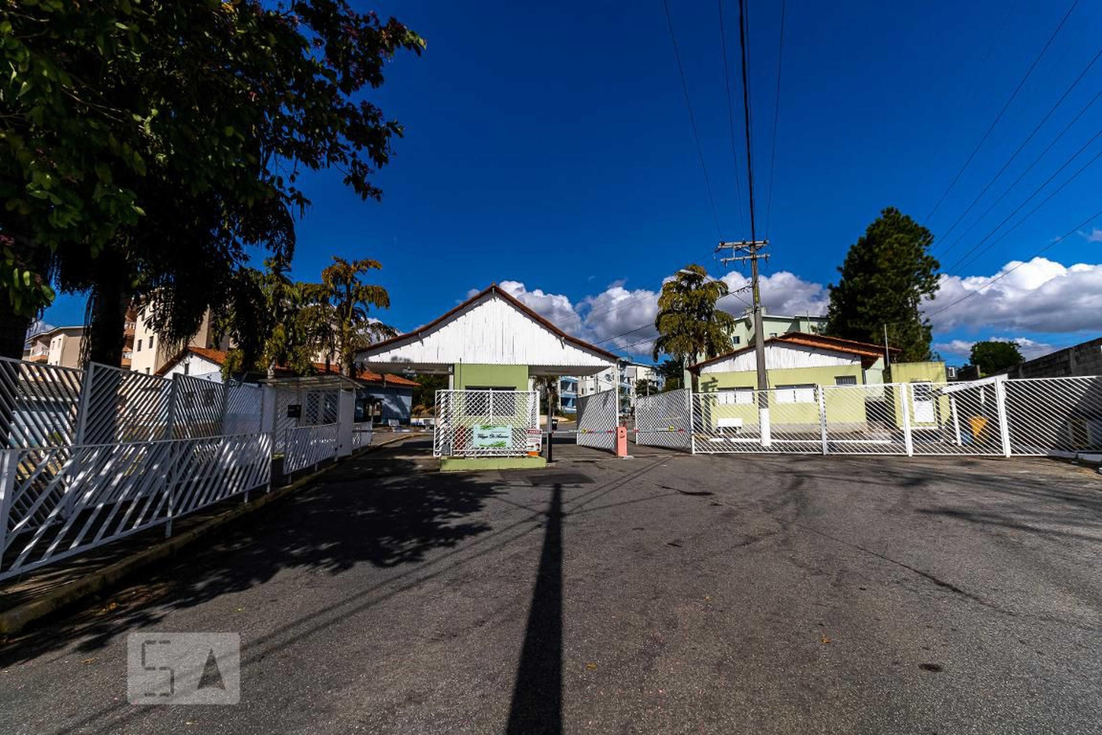 Fachada do Condomínio Condomínio Vilaggio di Antonini