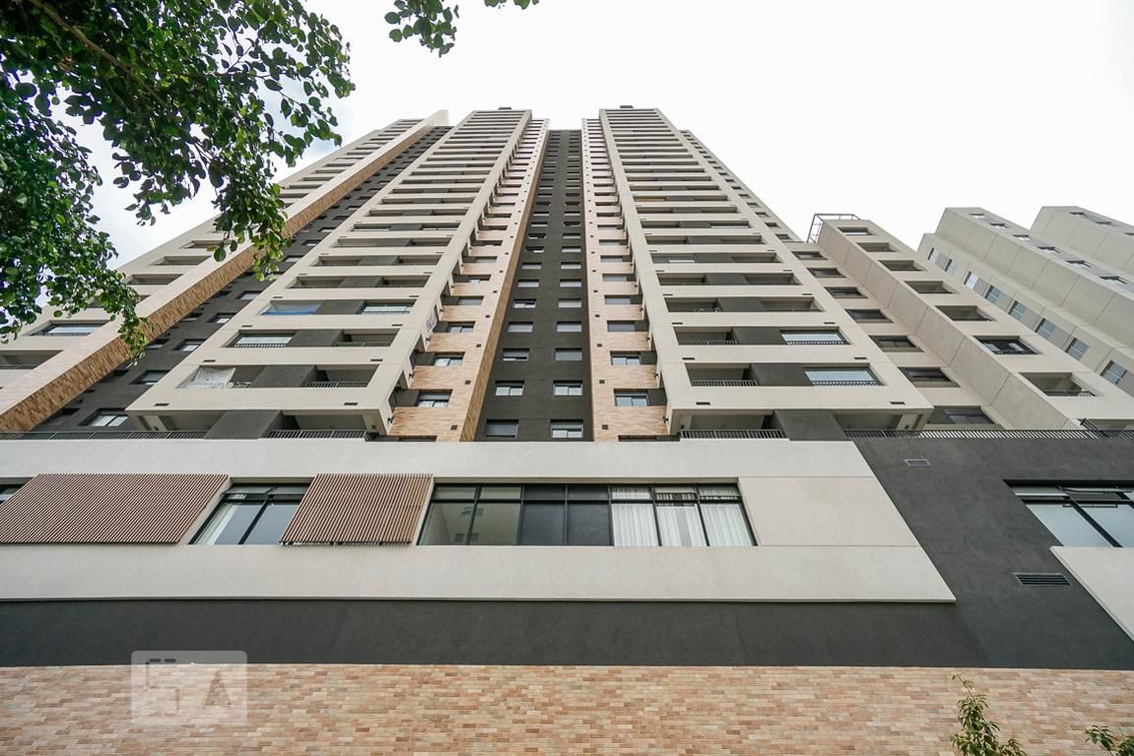 Fachada Condomínio Piscina Station Resort