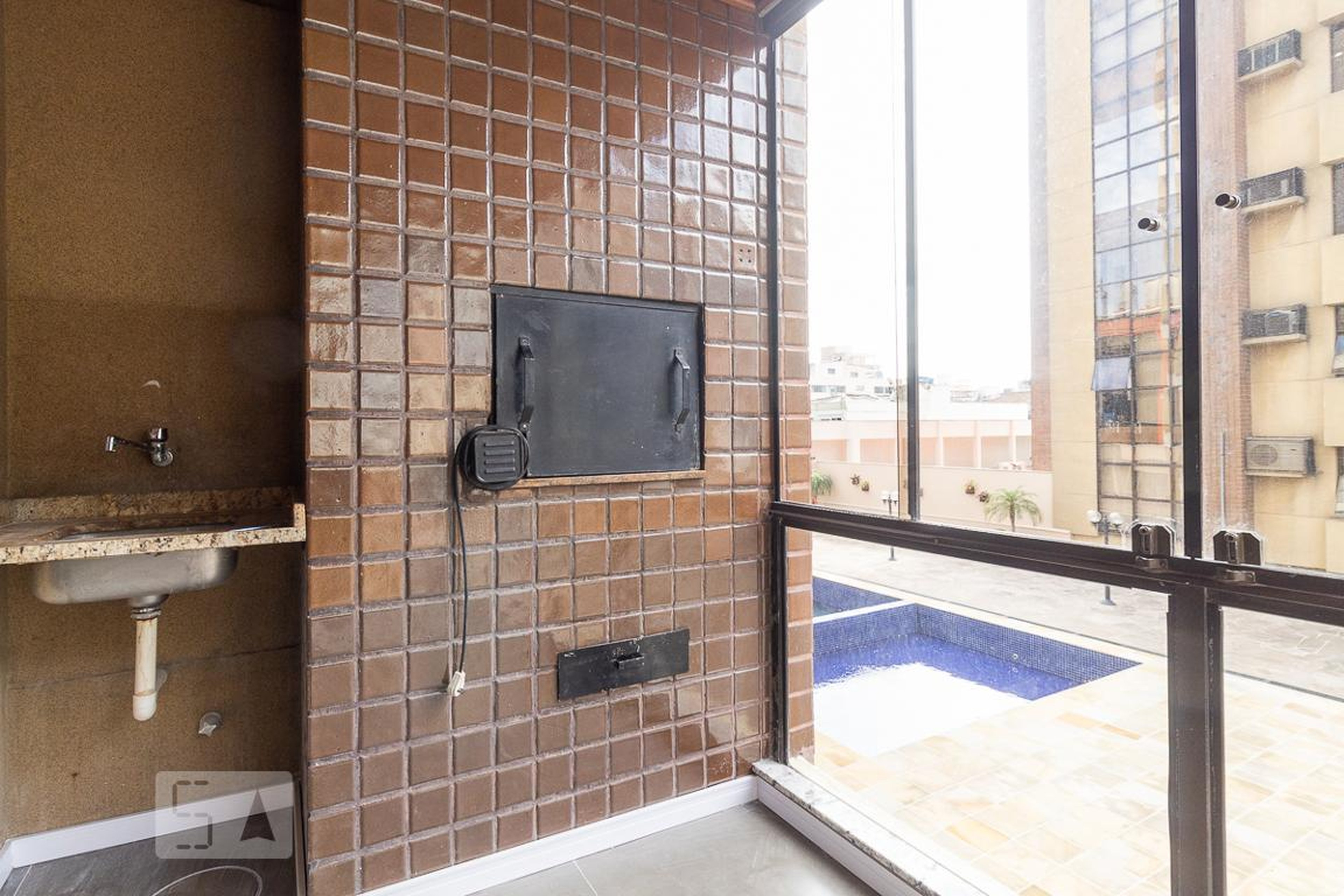 Churrasqueira - Residencial Valencia