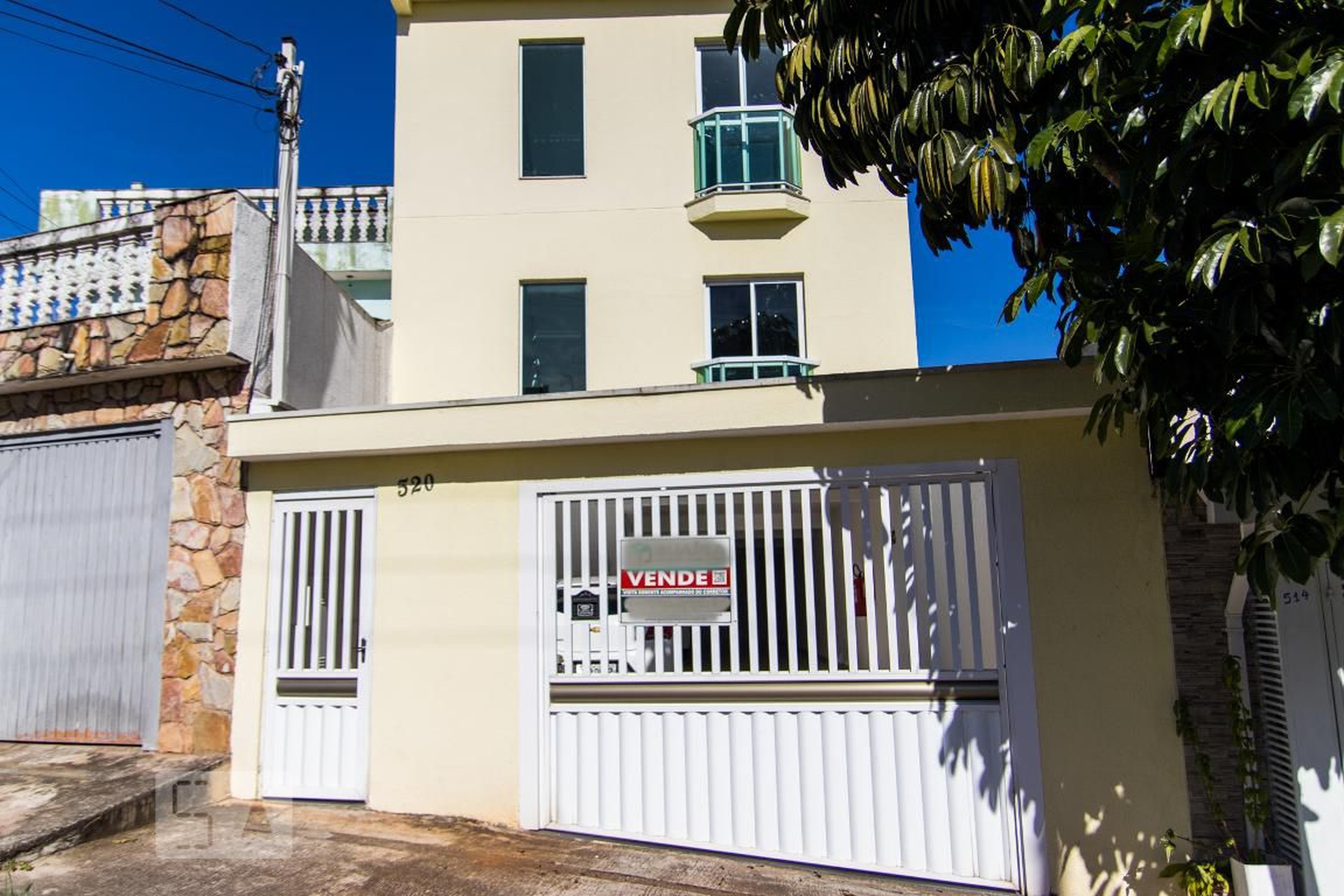 Fachada Condomínio em Rua Curuzu, 520