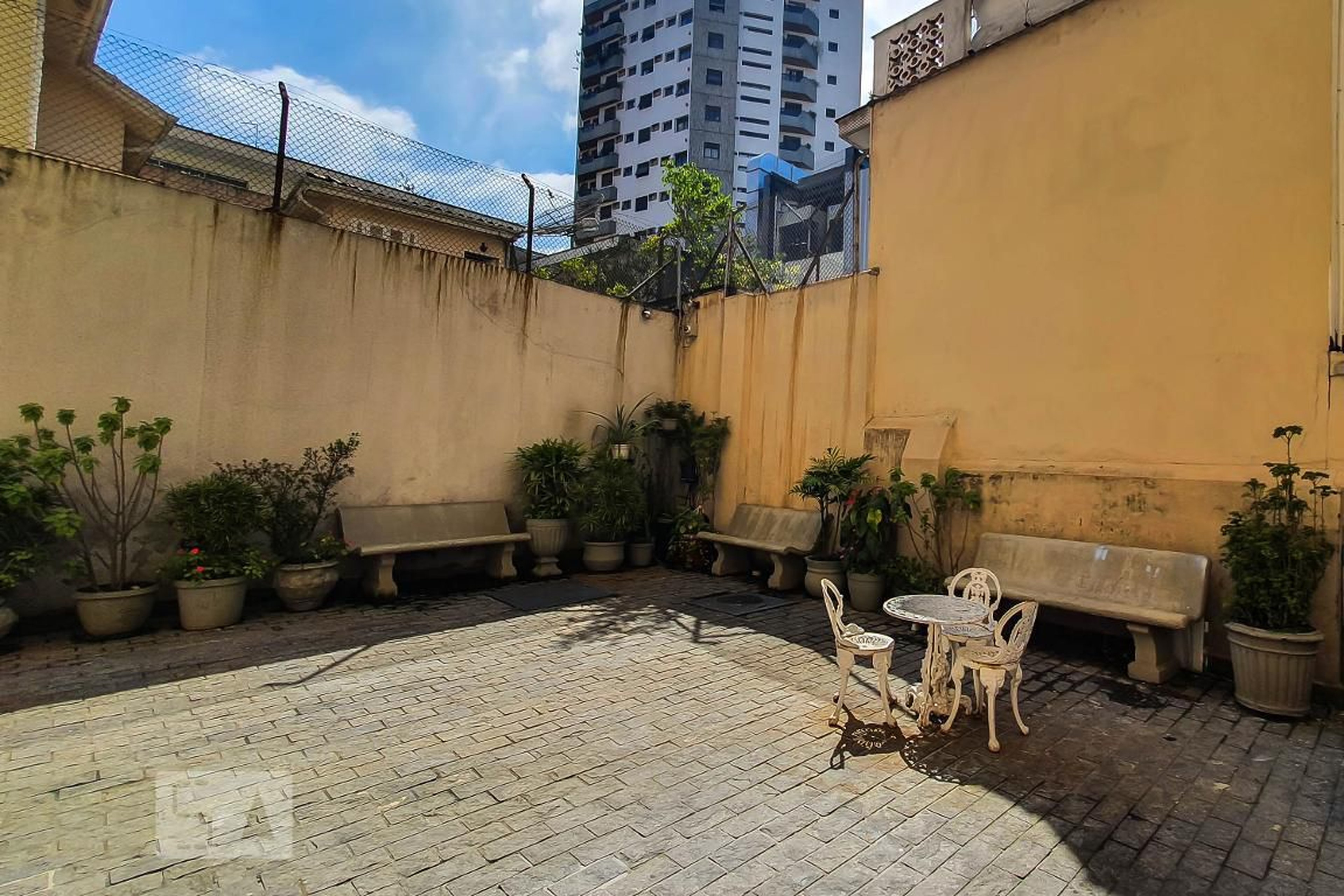 Área comum - Embaixador