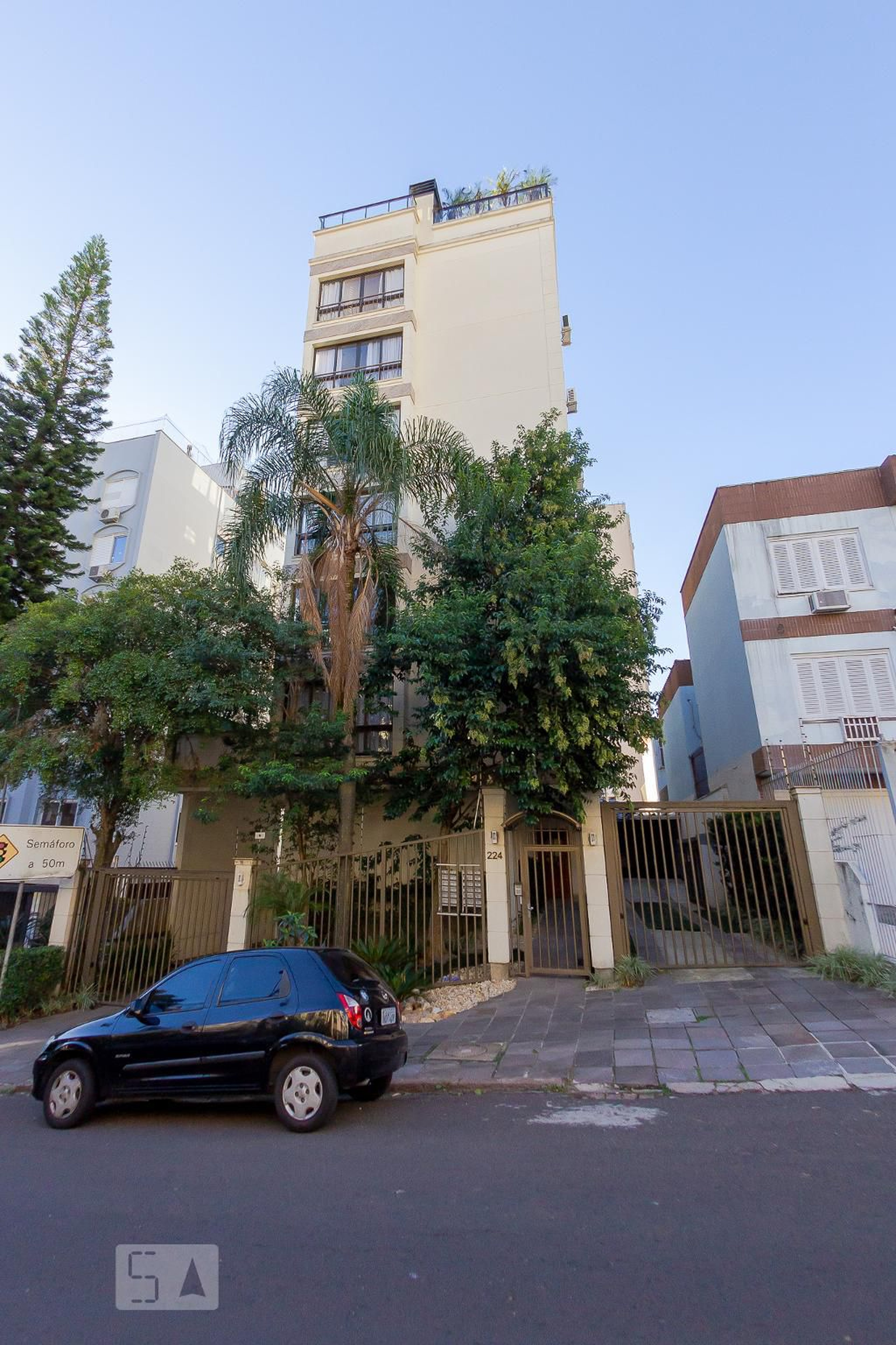 Fachada do Prédio Condomínio Avignon