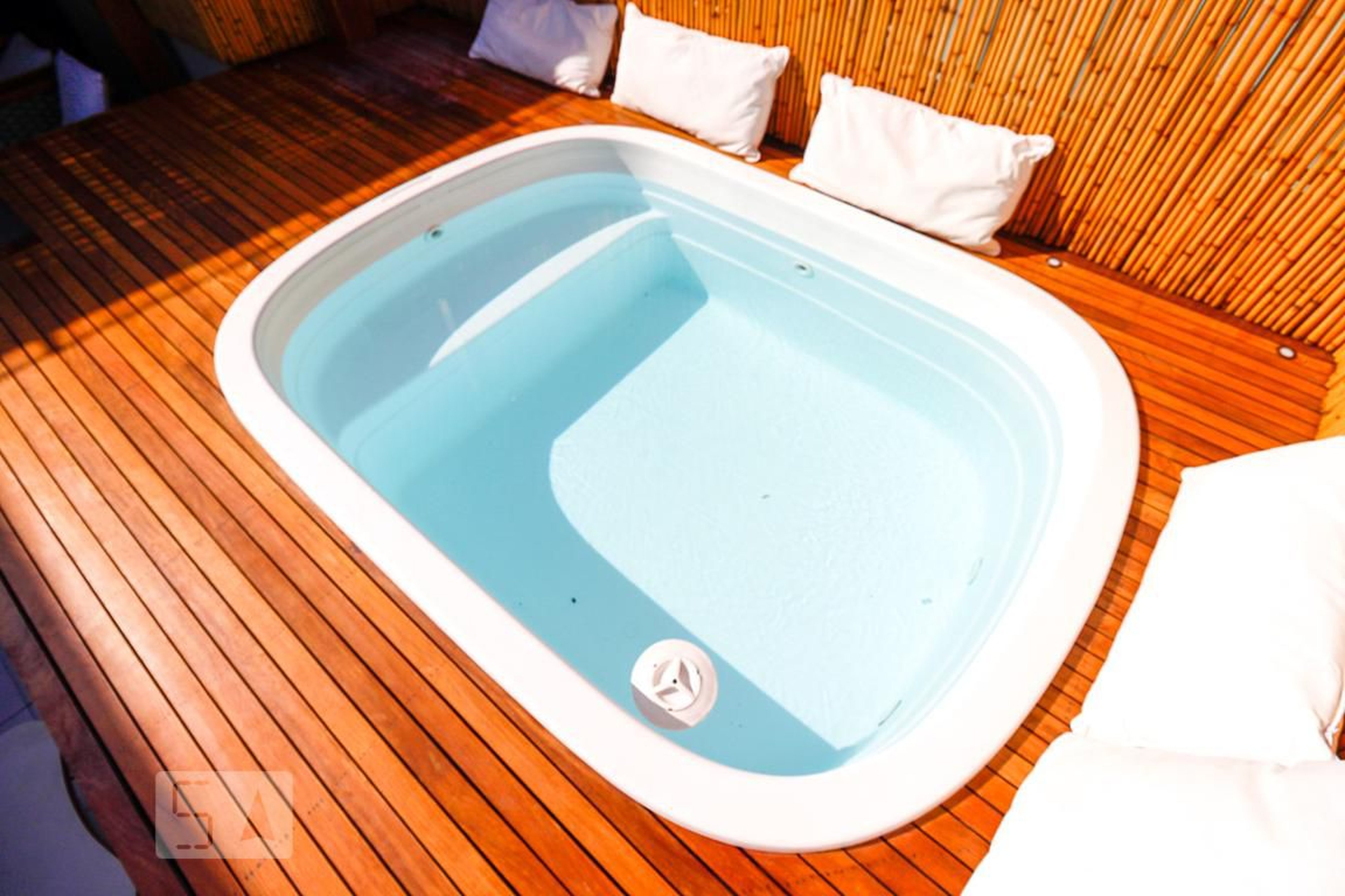Piscina - COMPOSÈ Residence Clube