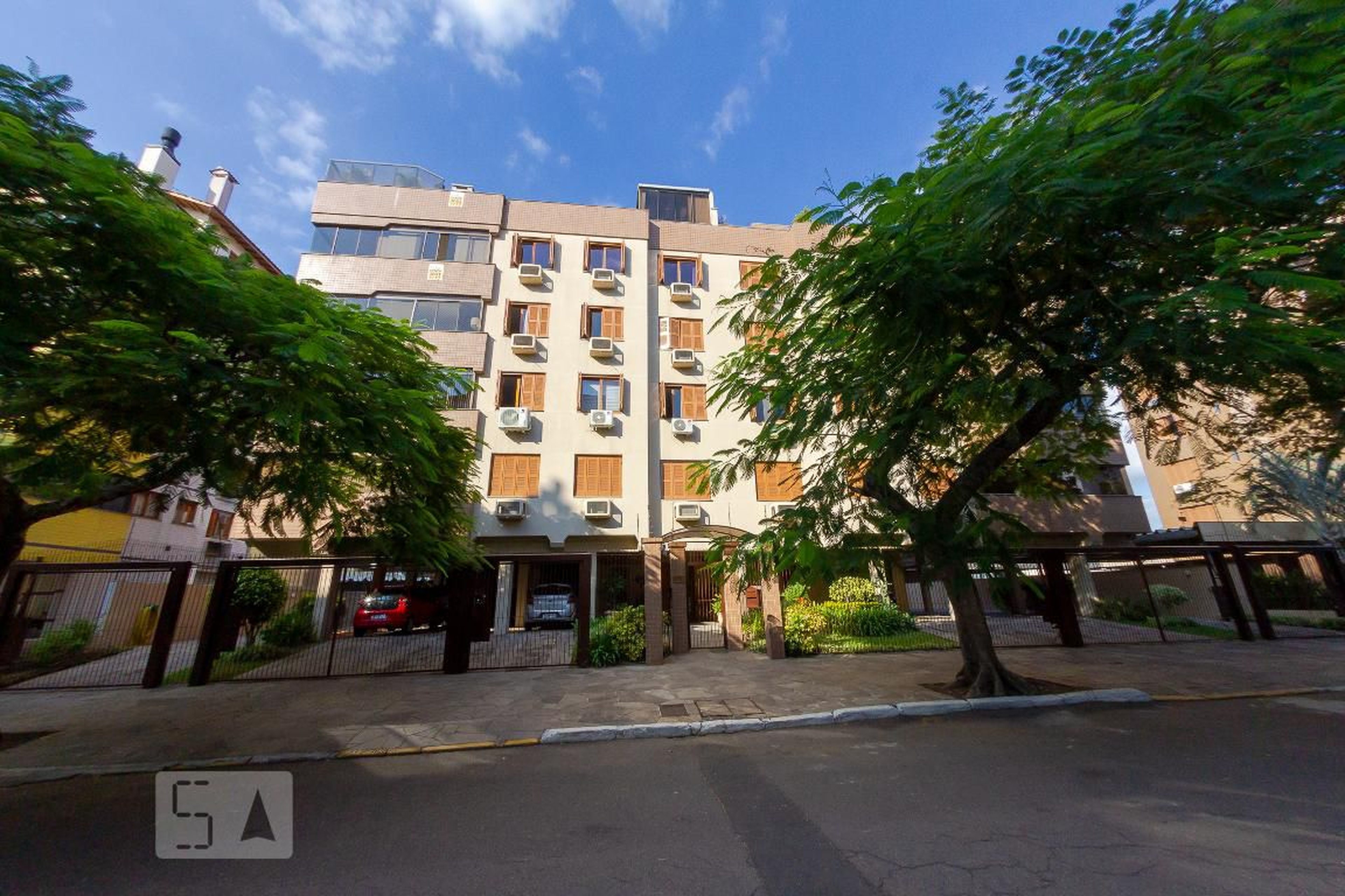Fachada do Prédio Condomínio em Rua Joaquim G. de Campos Neto, 72