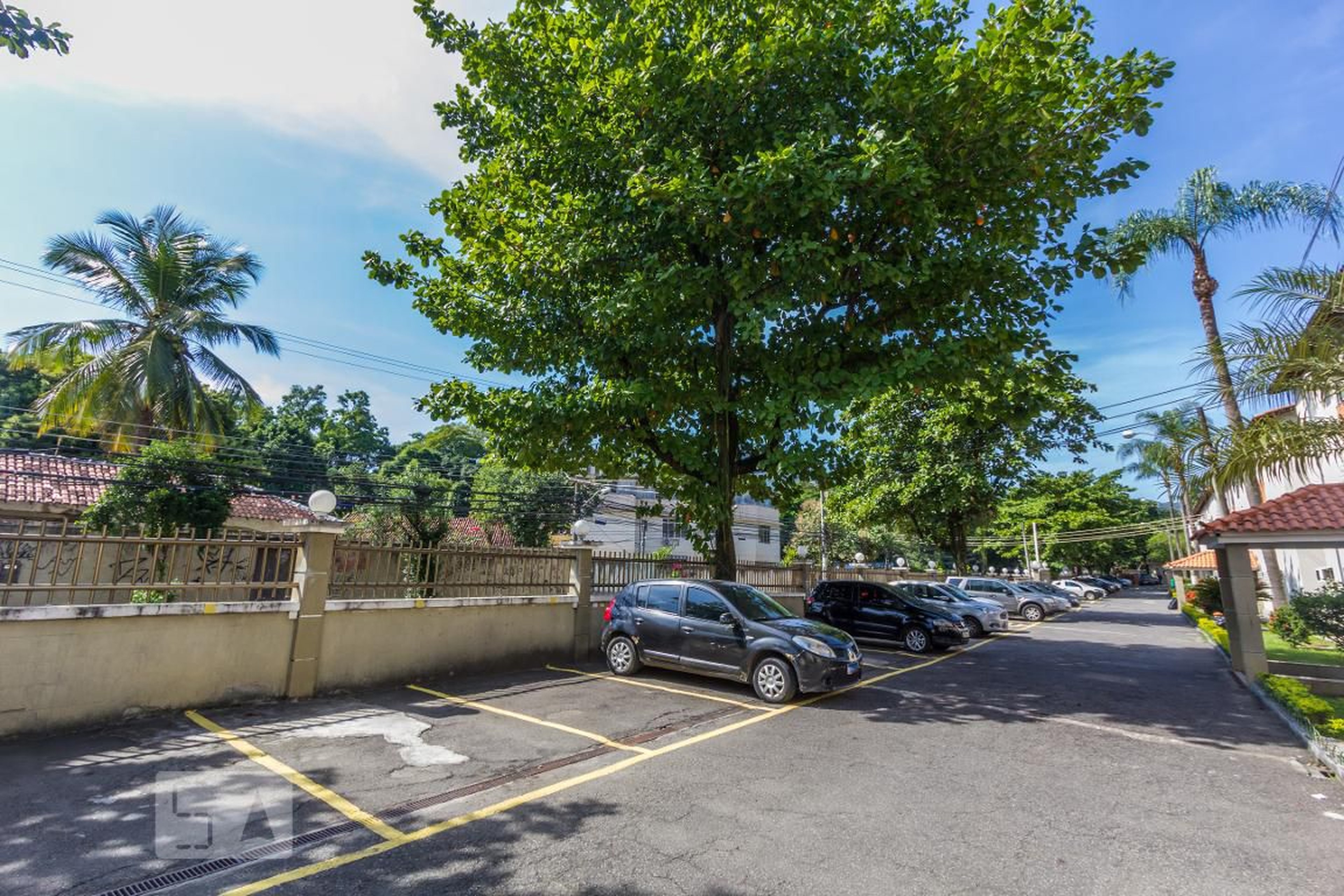 Estacionamento - Village das Amendoeiras