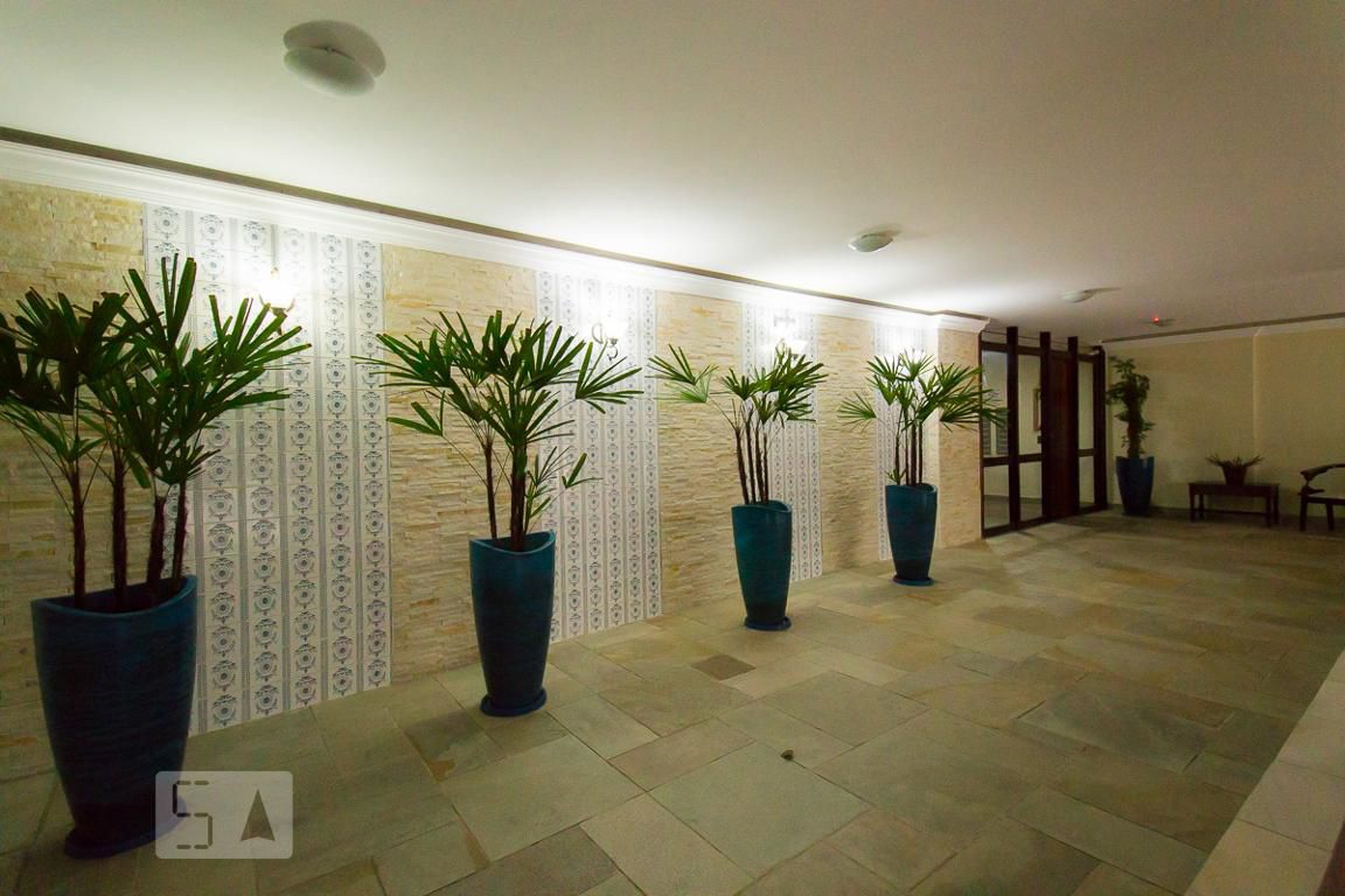 Entrada - Luigi Abate