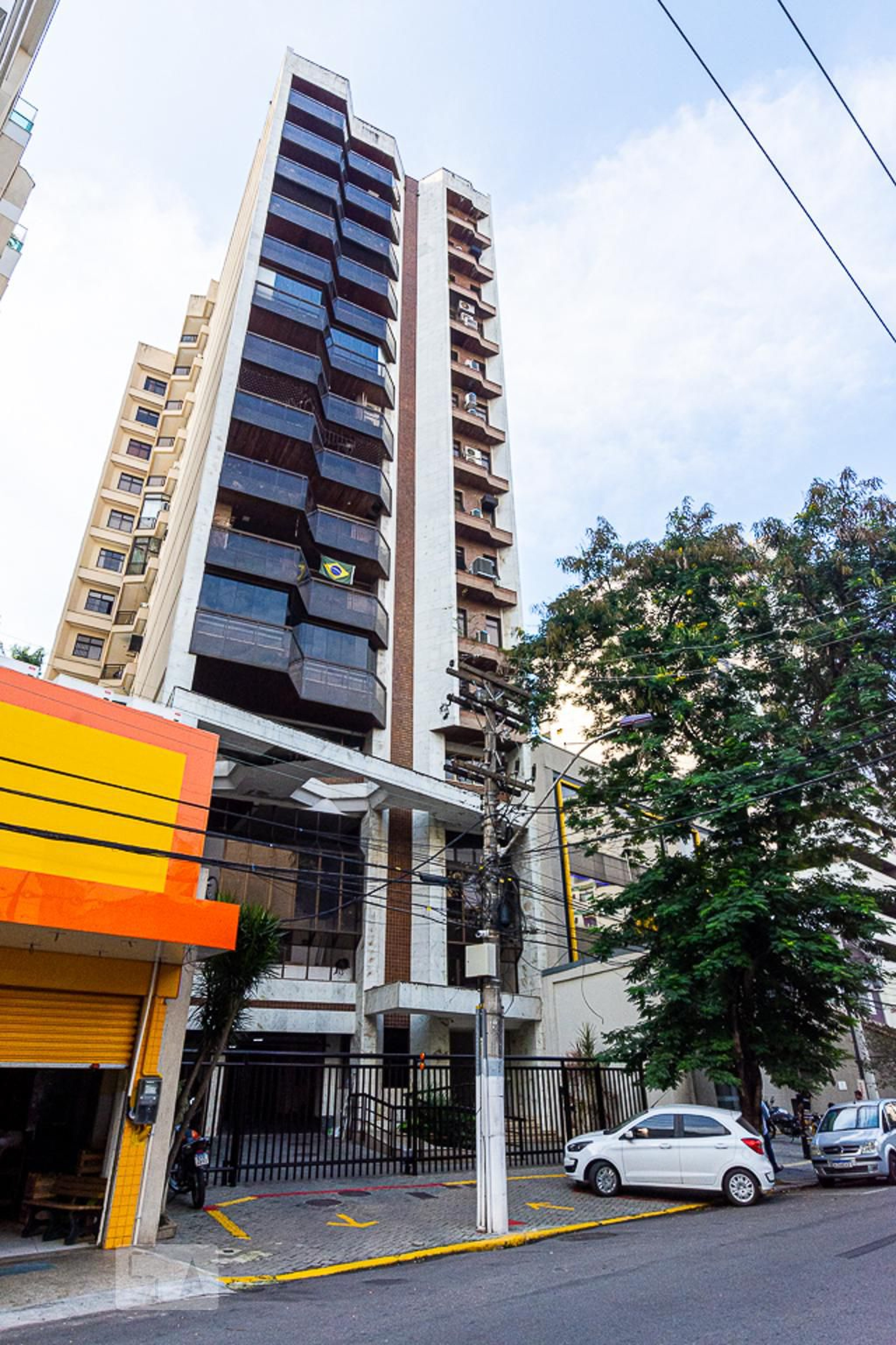 Fachada do Prédio Condomínio Ed. Ofir Park