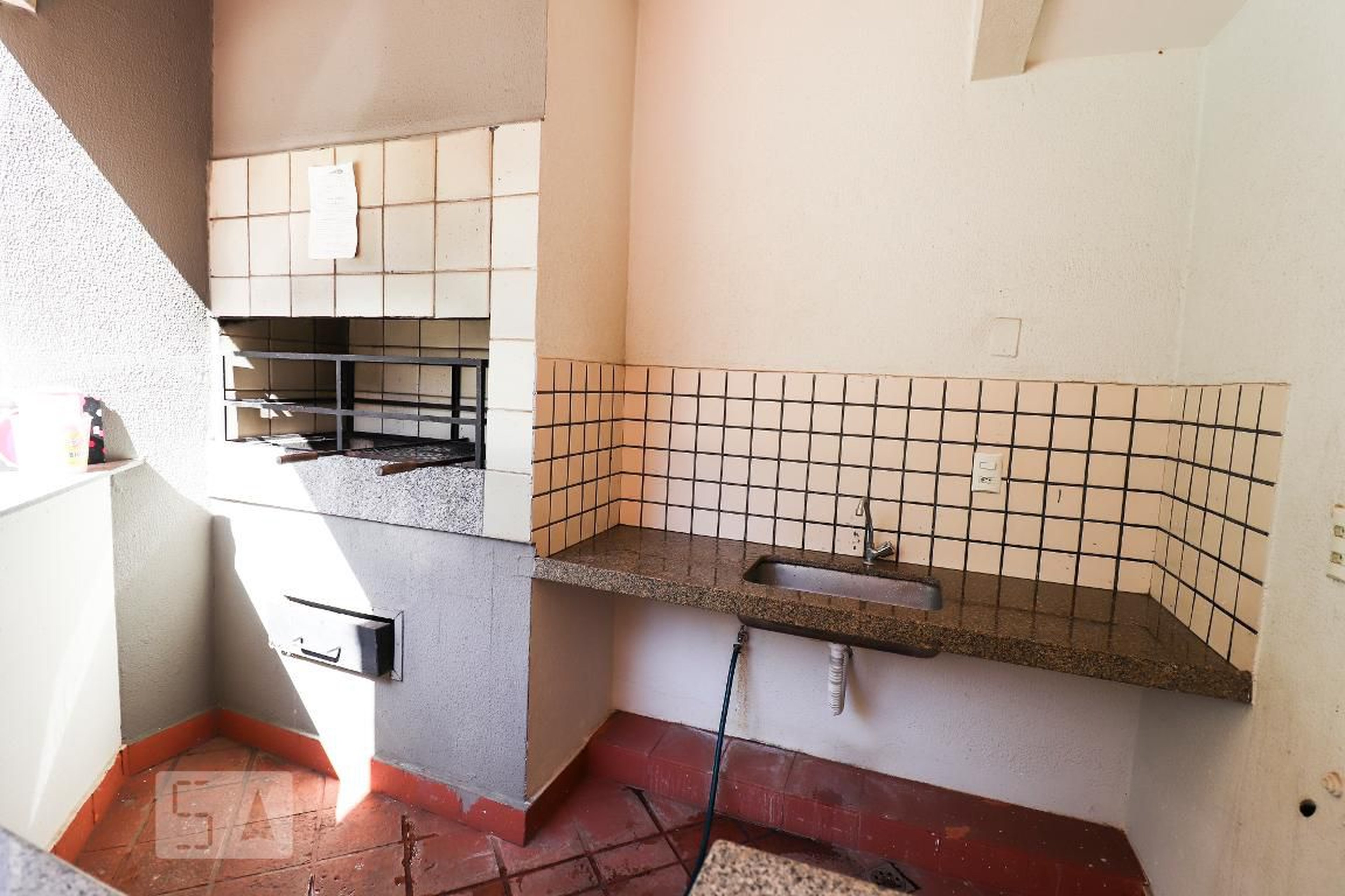 Churrasqueira - Art 2 Bernardo Elís