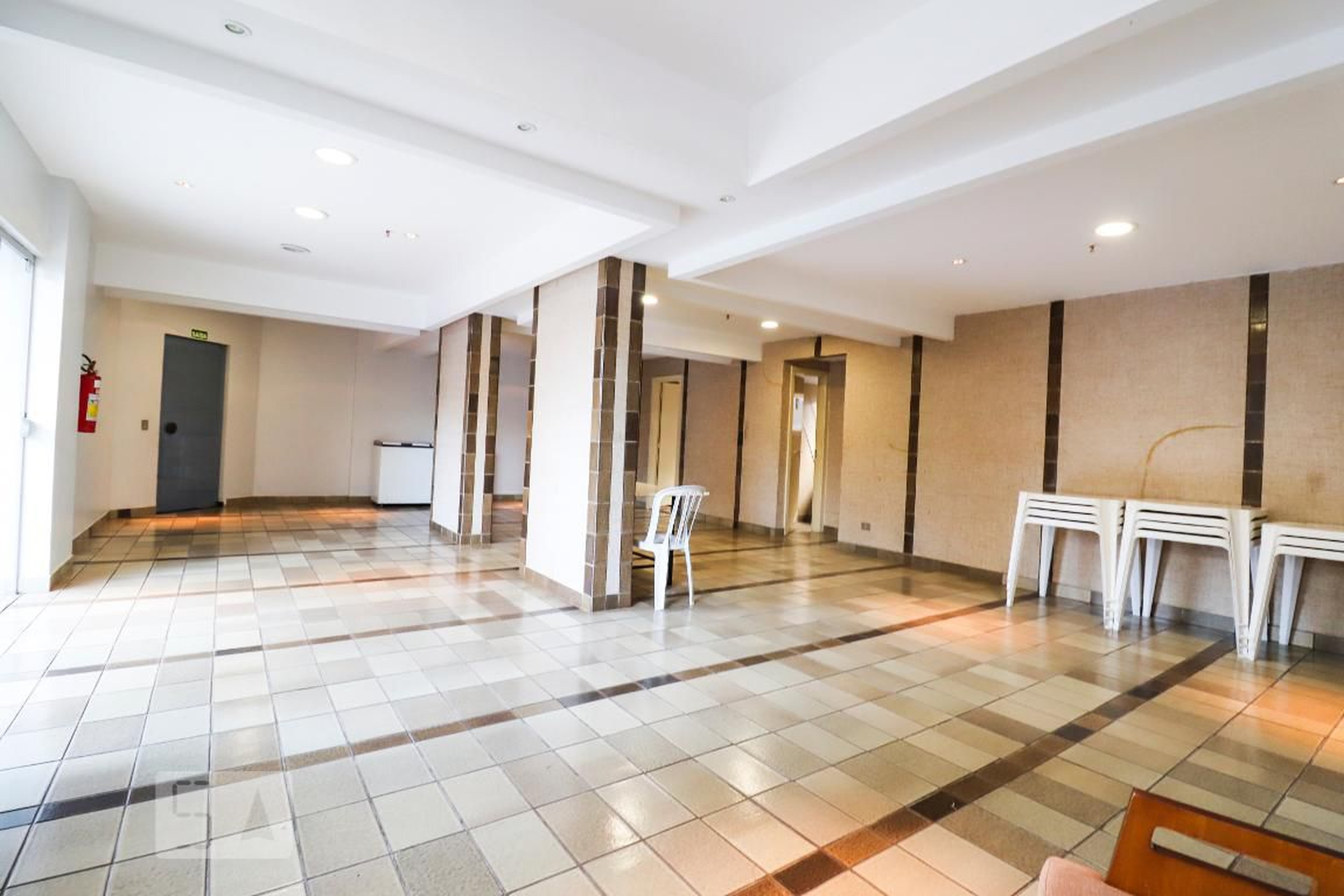 Salão de Festas - Art 2 Bernardo Elís