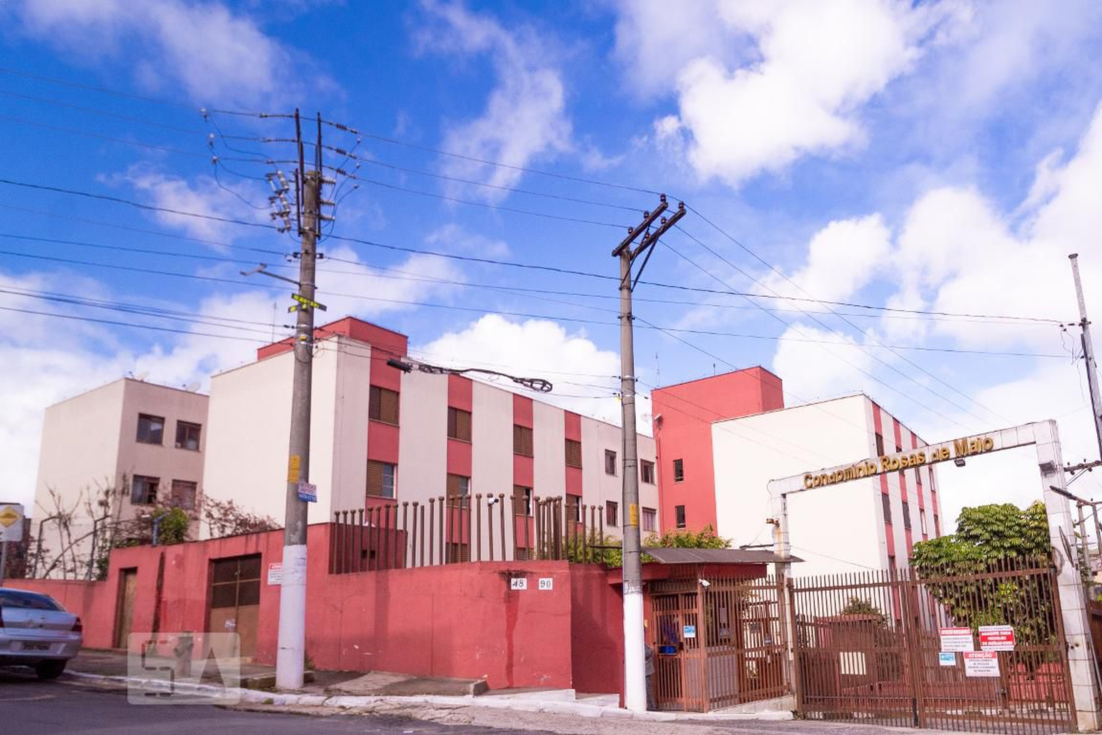 Fachada do Prédio Residencial Rosas de Maio