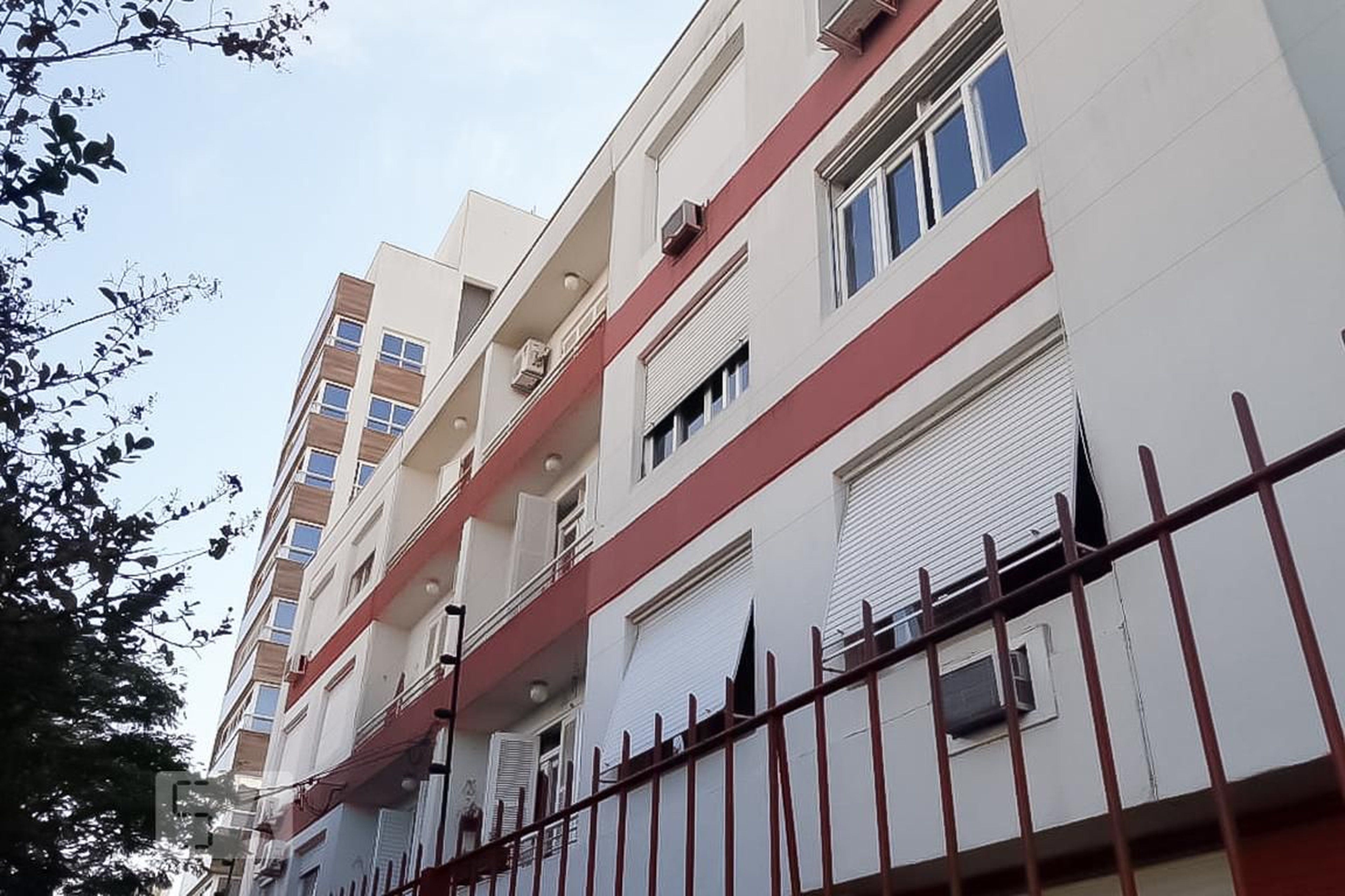 Fachada Condomínio Cedro do Libano