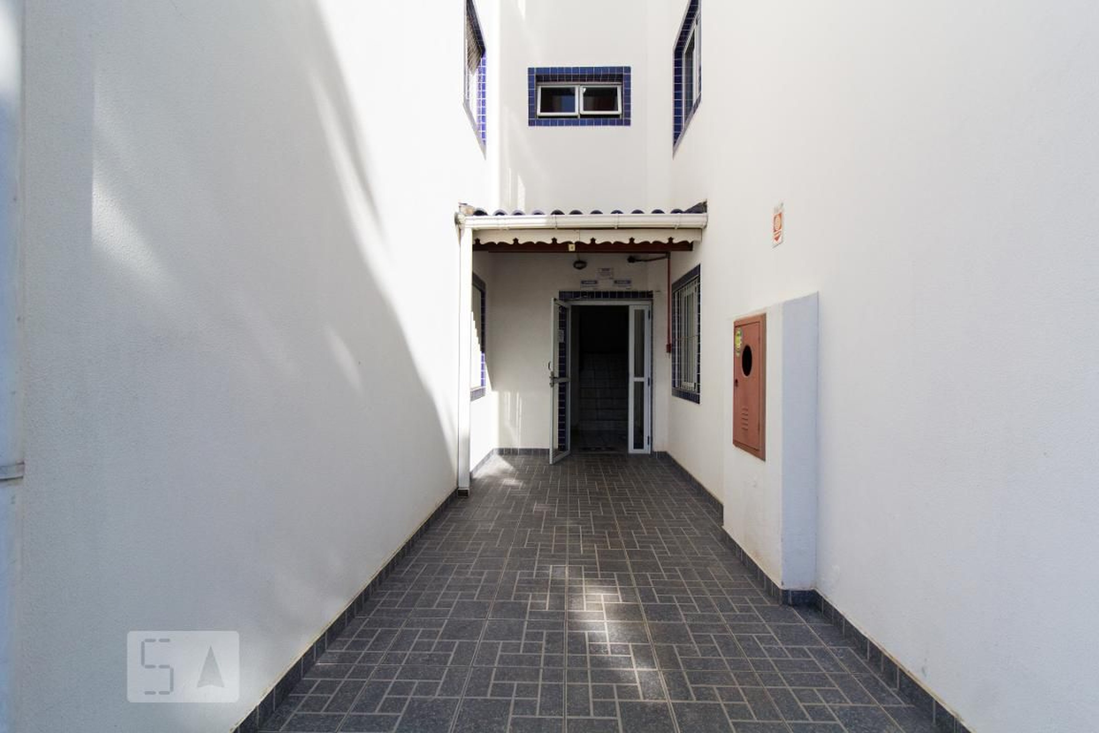 Hall de entrada - Vila dos Ingleses