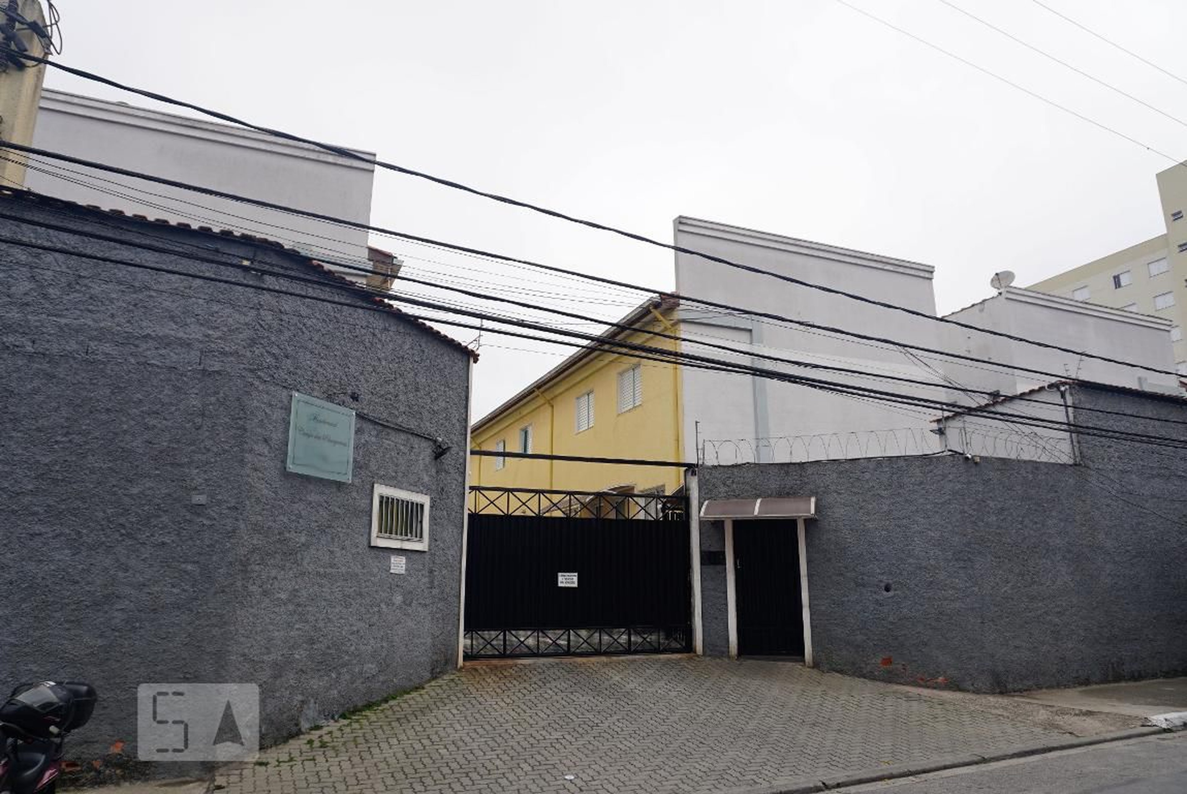 Fachada do Condomínio Residencial Campo das Pitangueiras