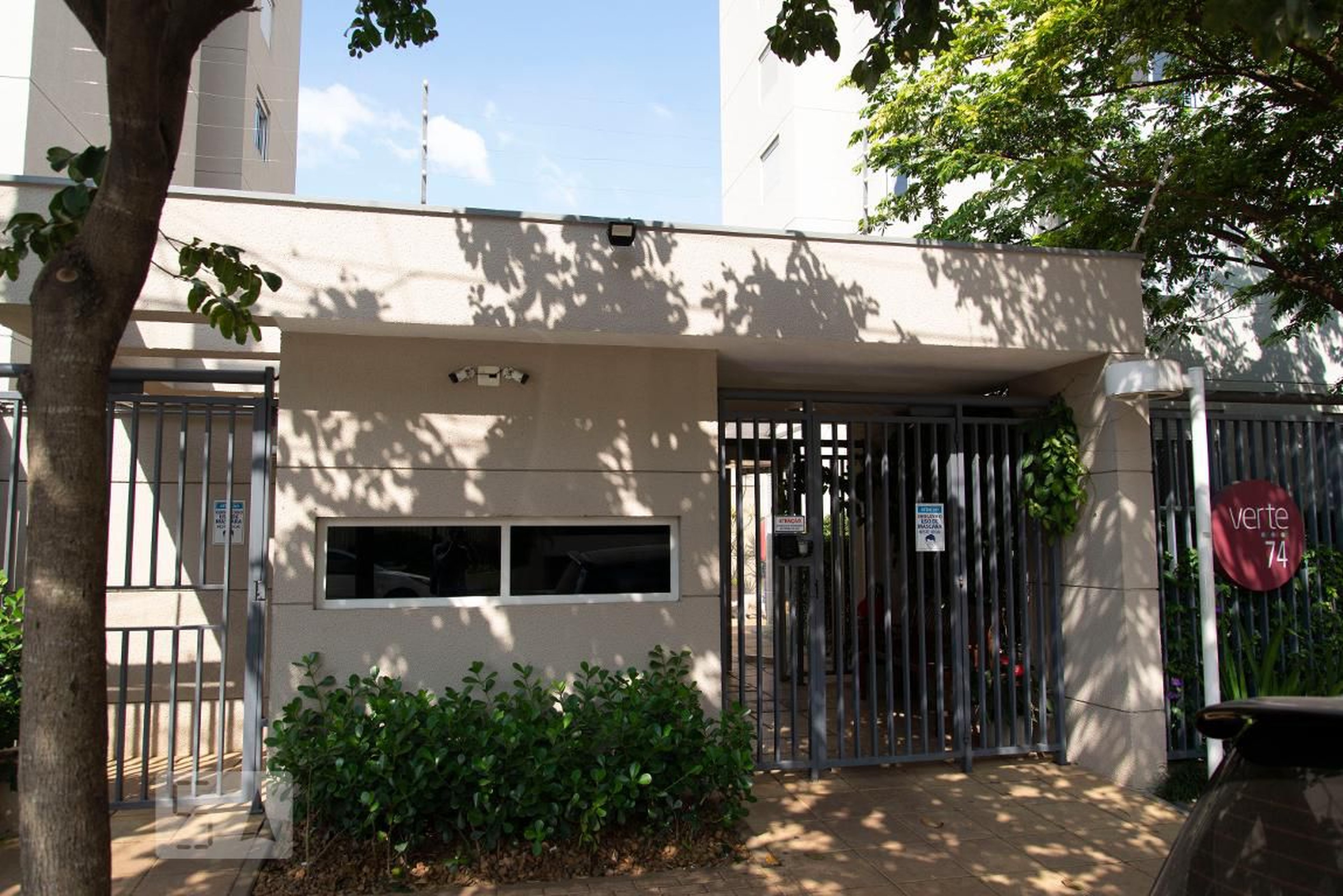 Fachada Condomínio em Rua Cajuru, 0