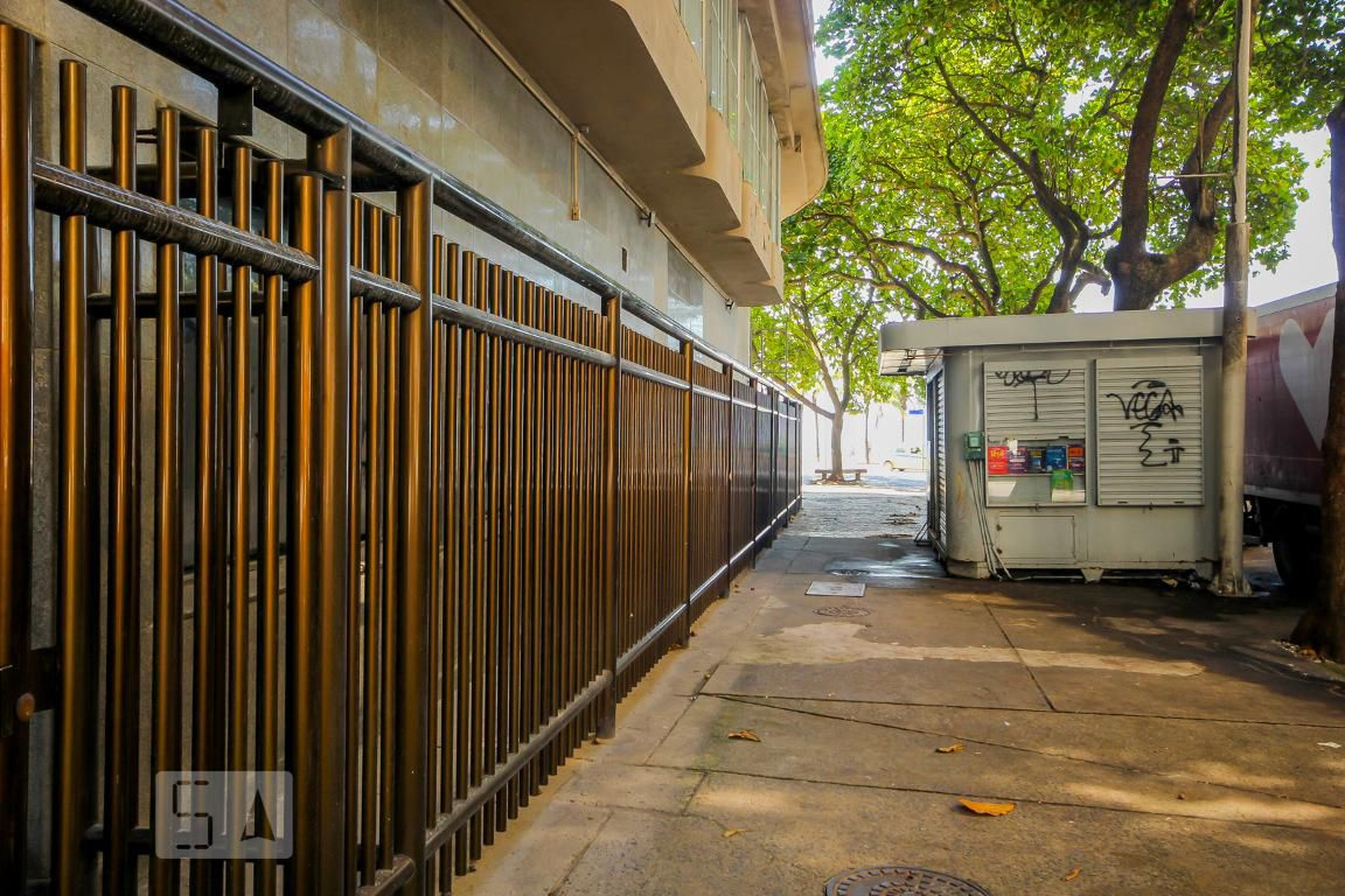 Fachada Condomínio em Avenida Rainha Elisabeth, 36