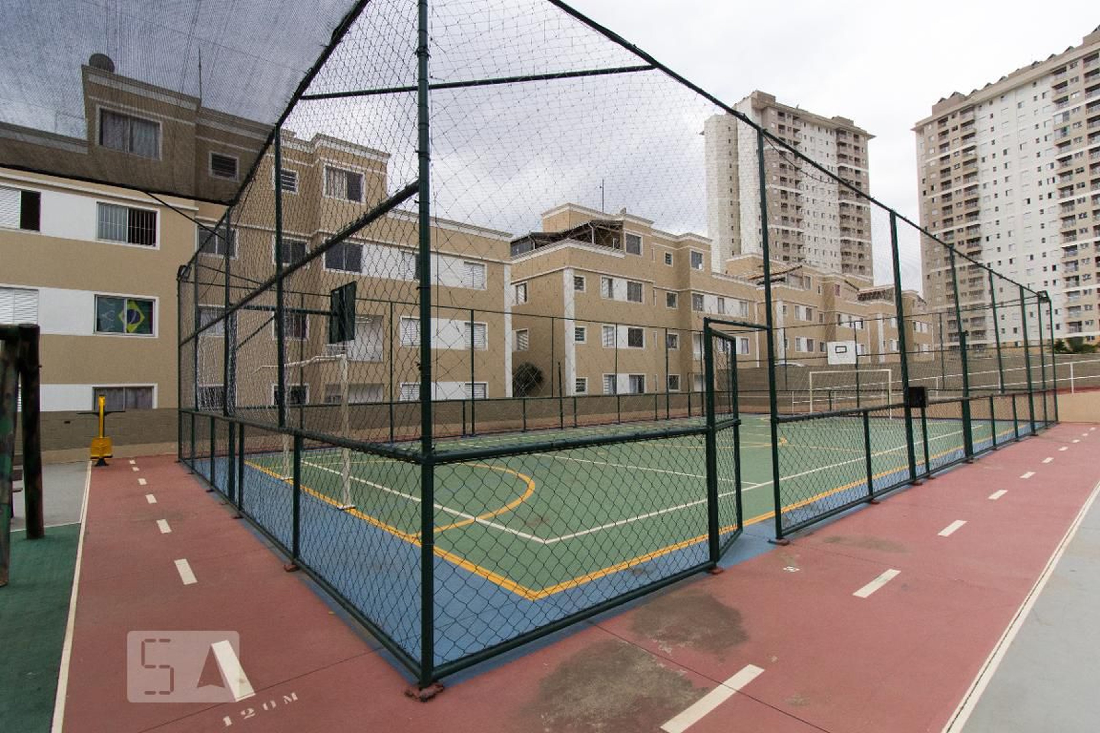 Quadra esportiva - Spazio Saragoza