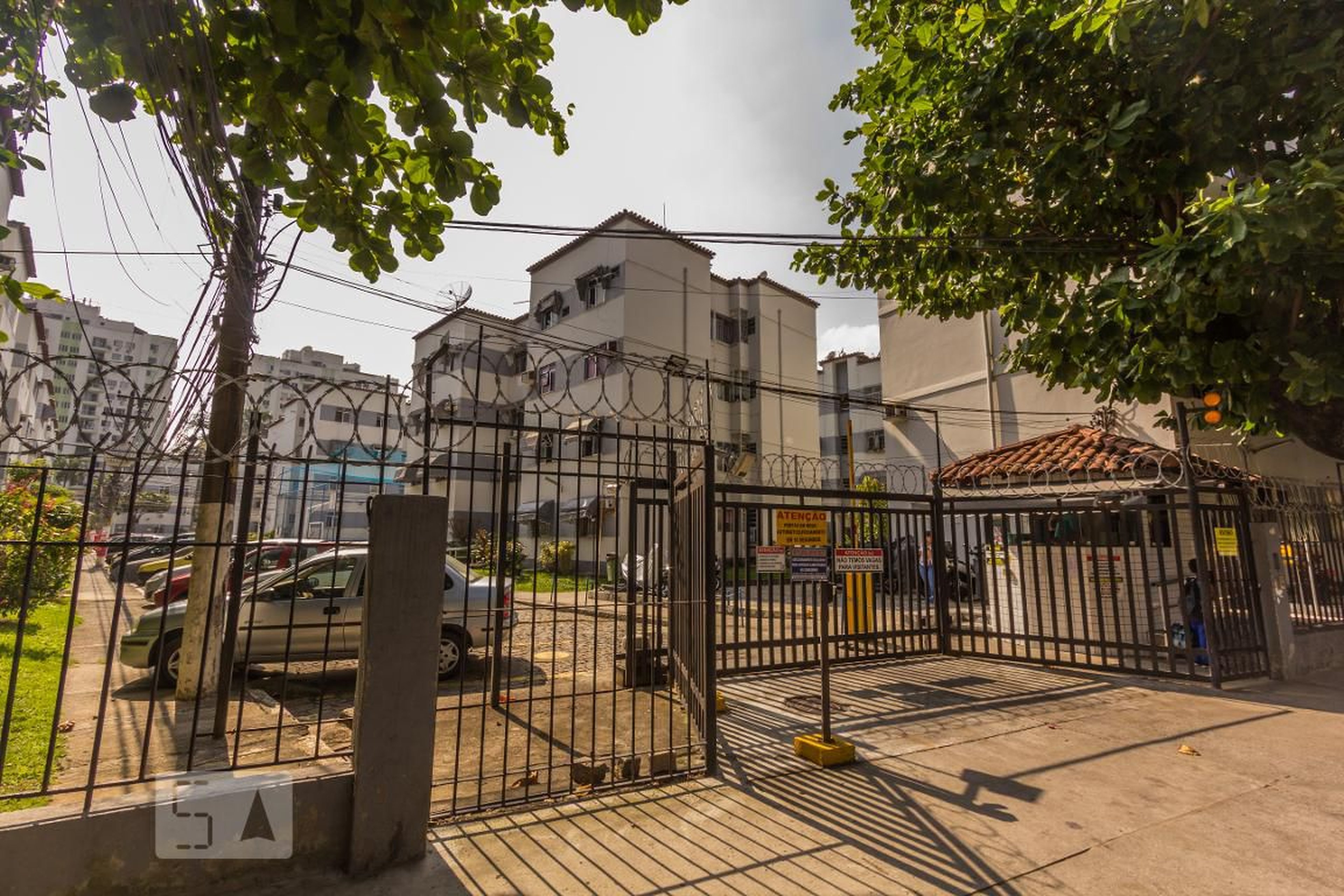 Fachada do Condomínio Condomínio Comunidade Bancária Paulo VI