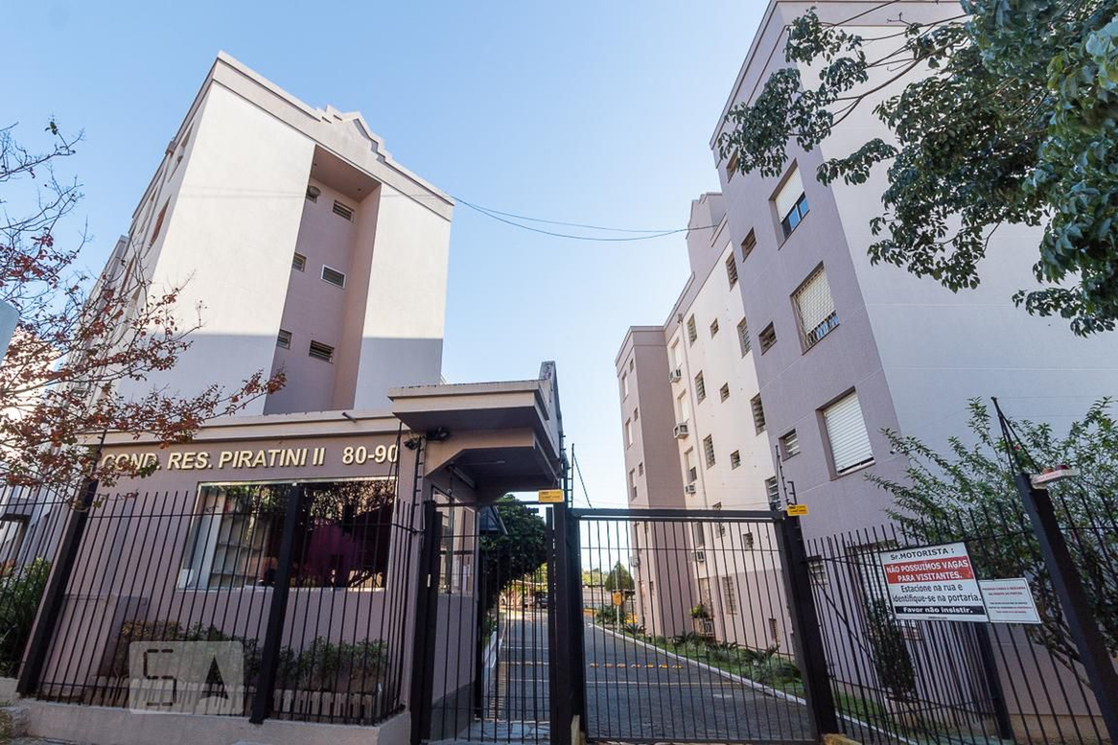 Fachada Condomínio em Avenida Protásio Alves, 8460