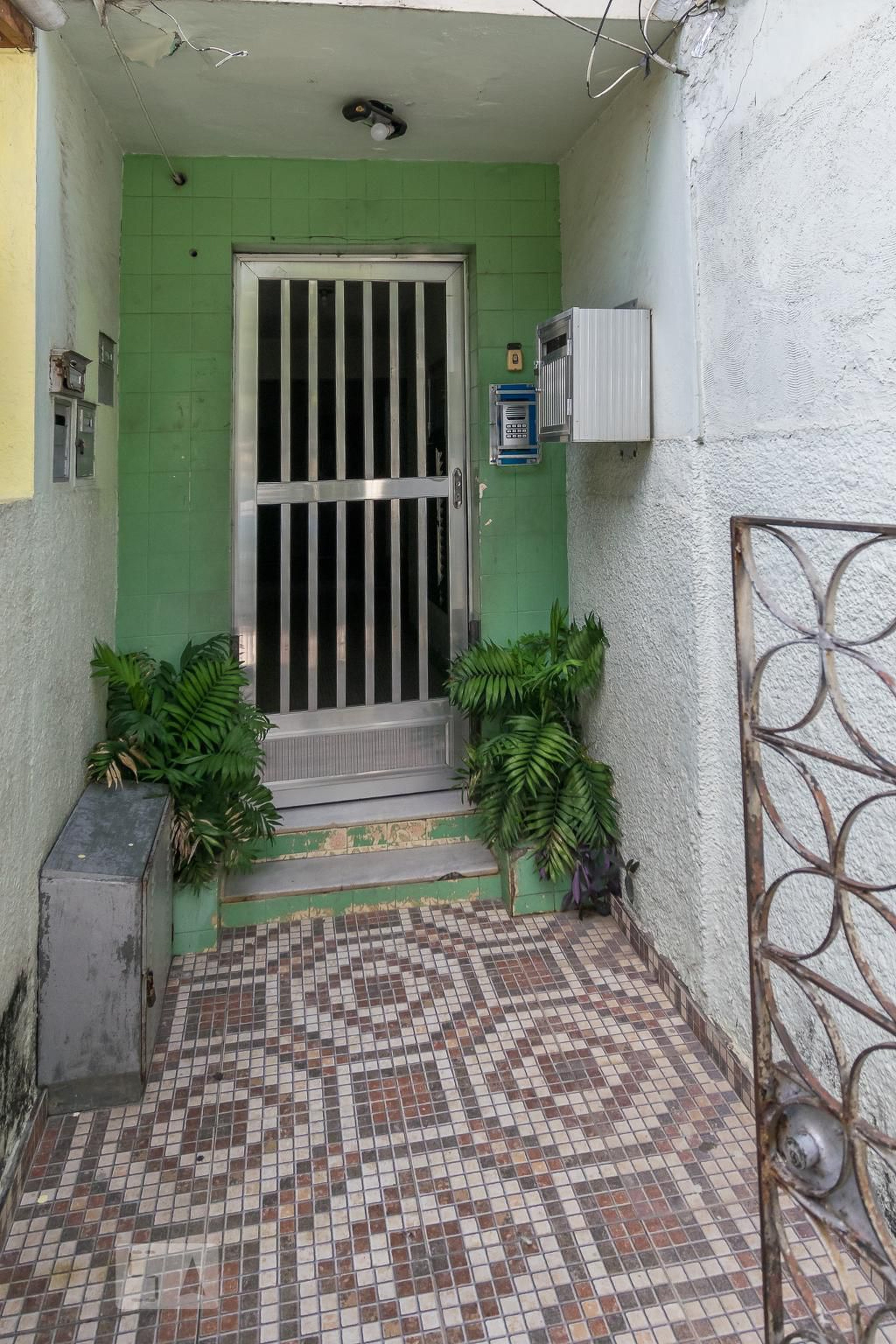 Entrada do prédio - null