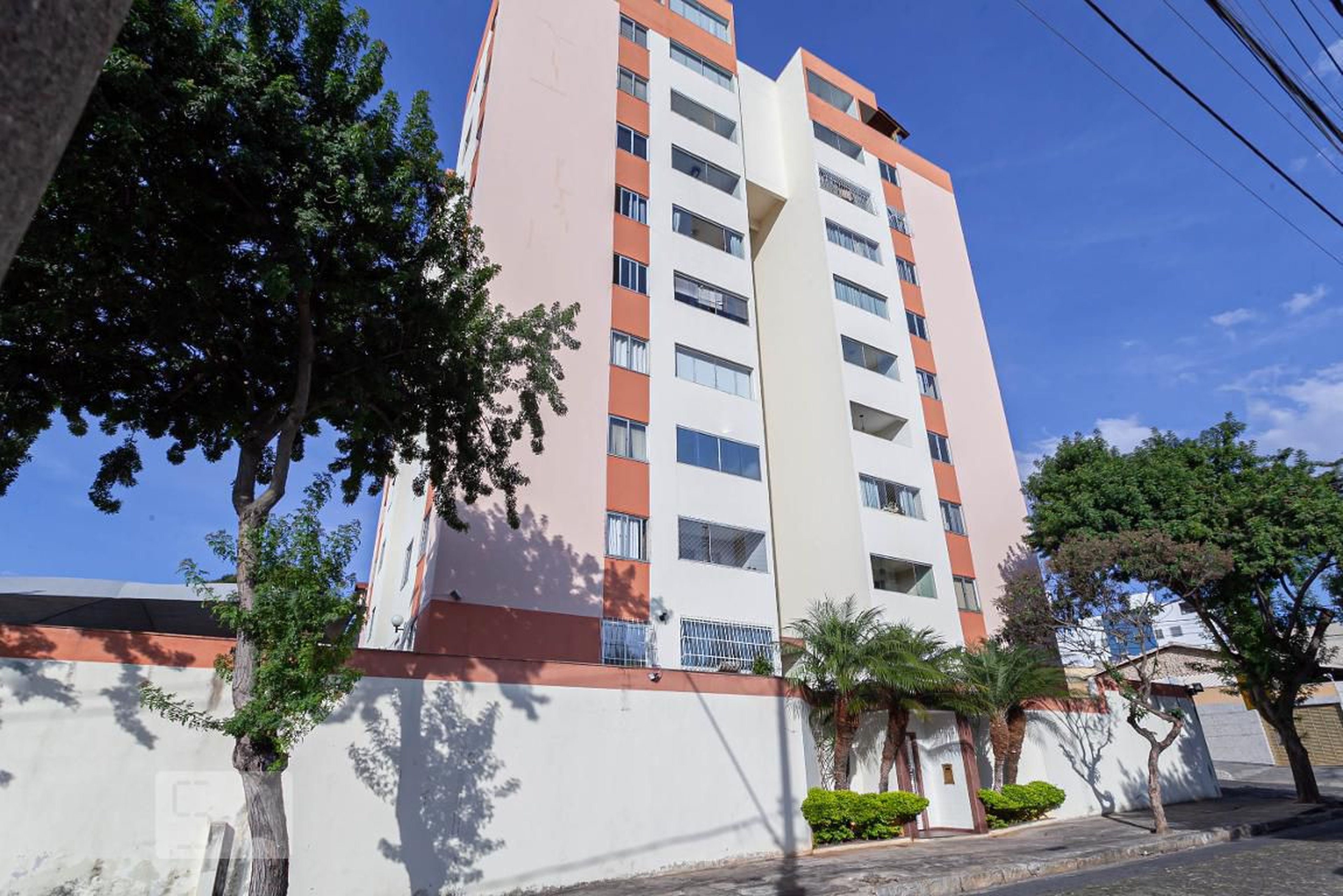 Fachada do Prédio Condomínio Parque Santa Inês