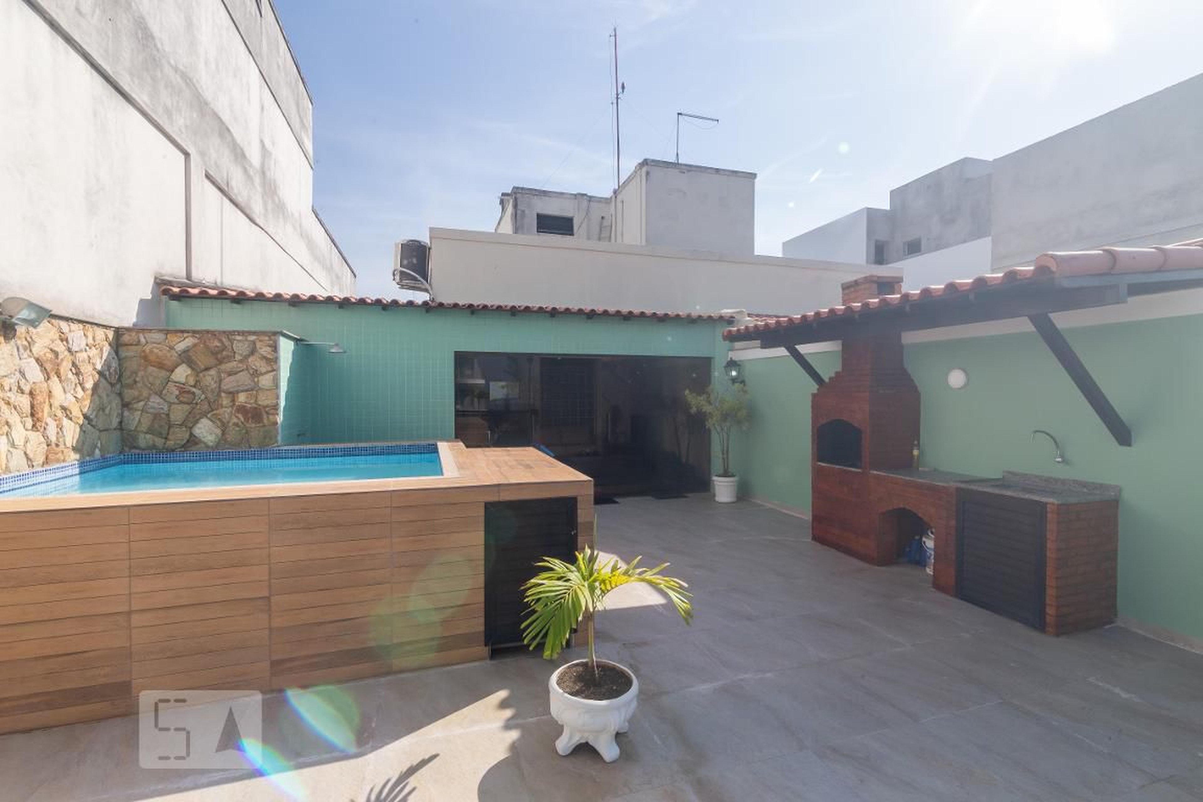 Piscina - Edifício Riva Ligure