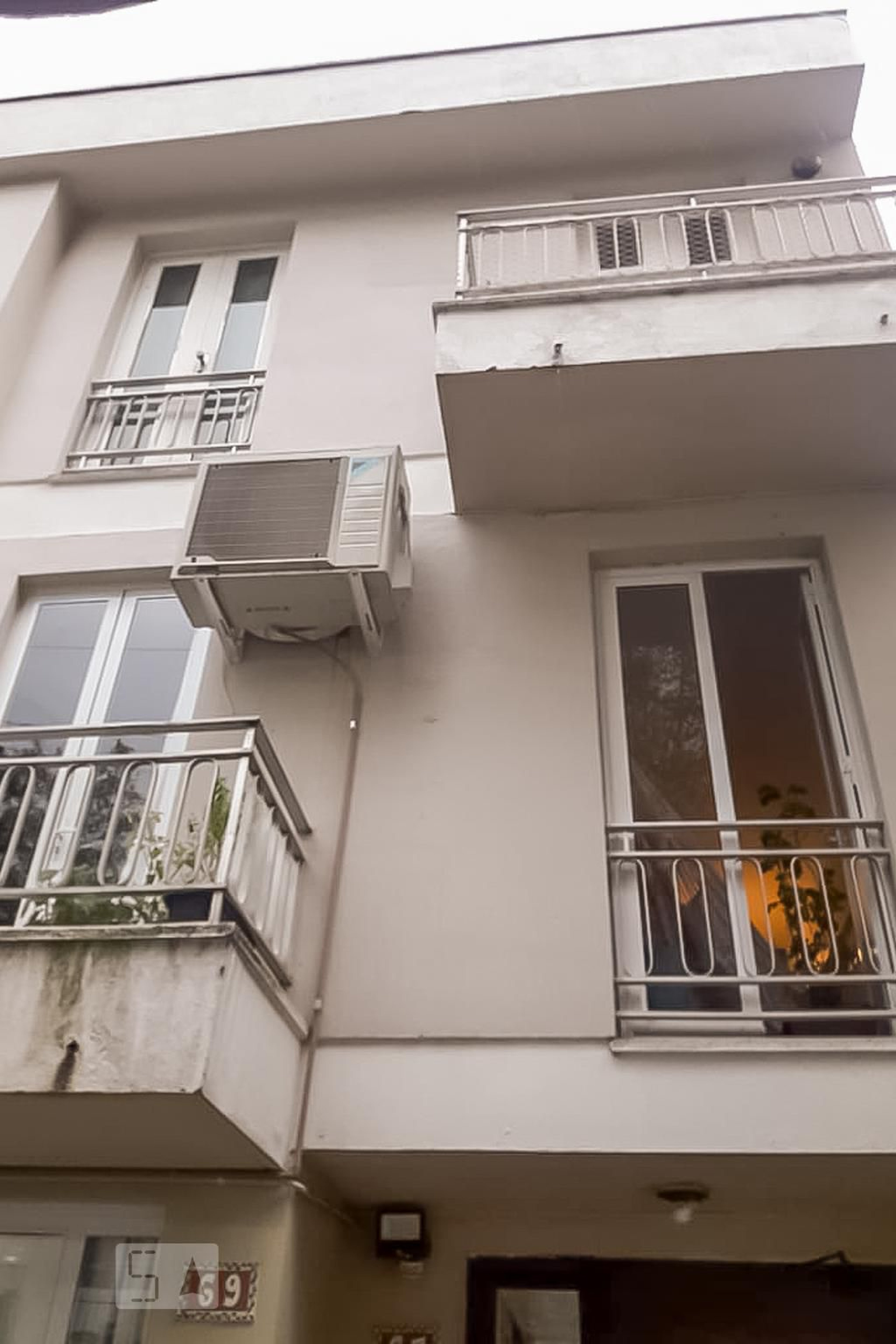 Fachada Condomínio Rua da Igreja