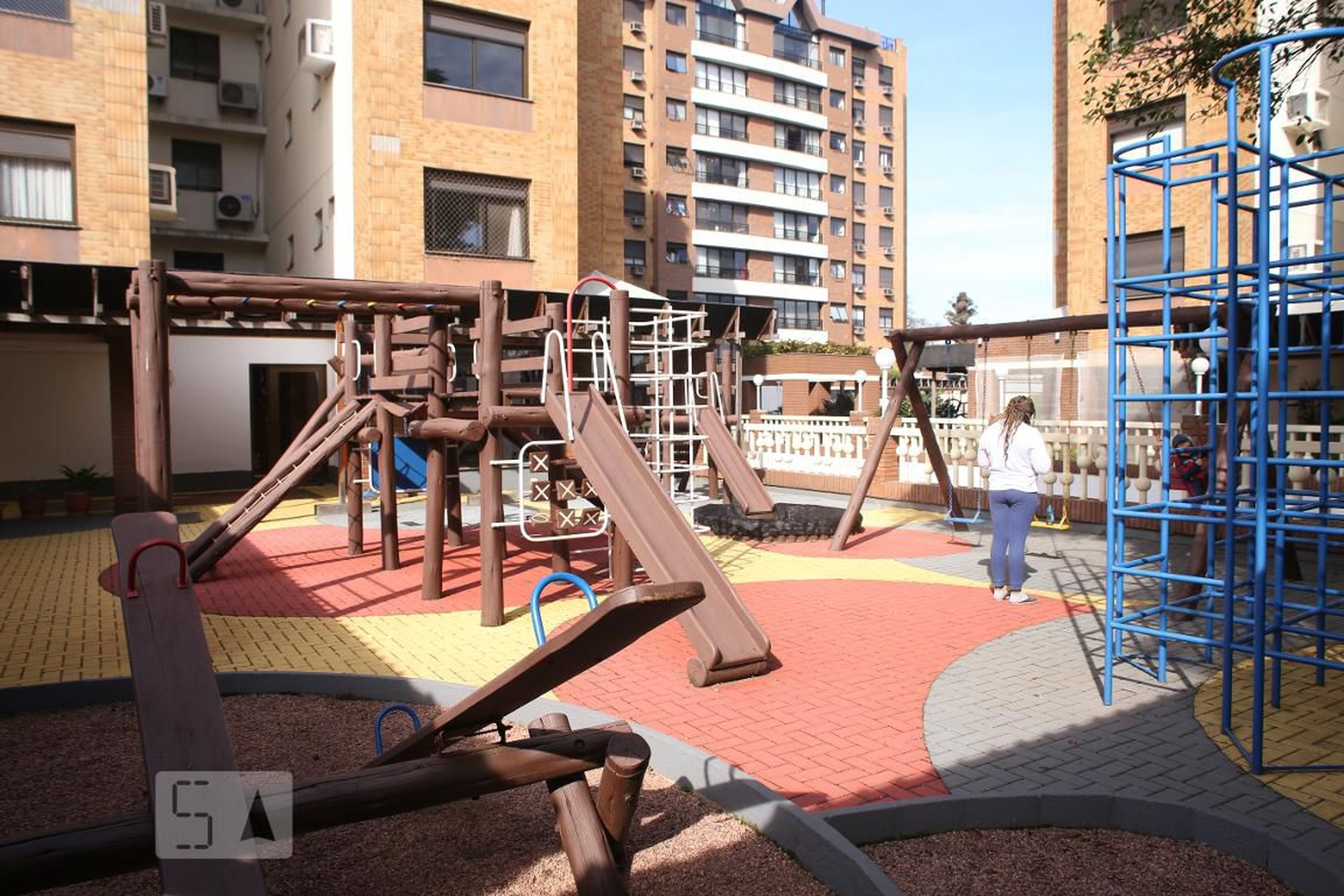 Playground - Vitoria Garrem