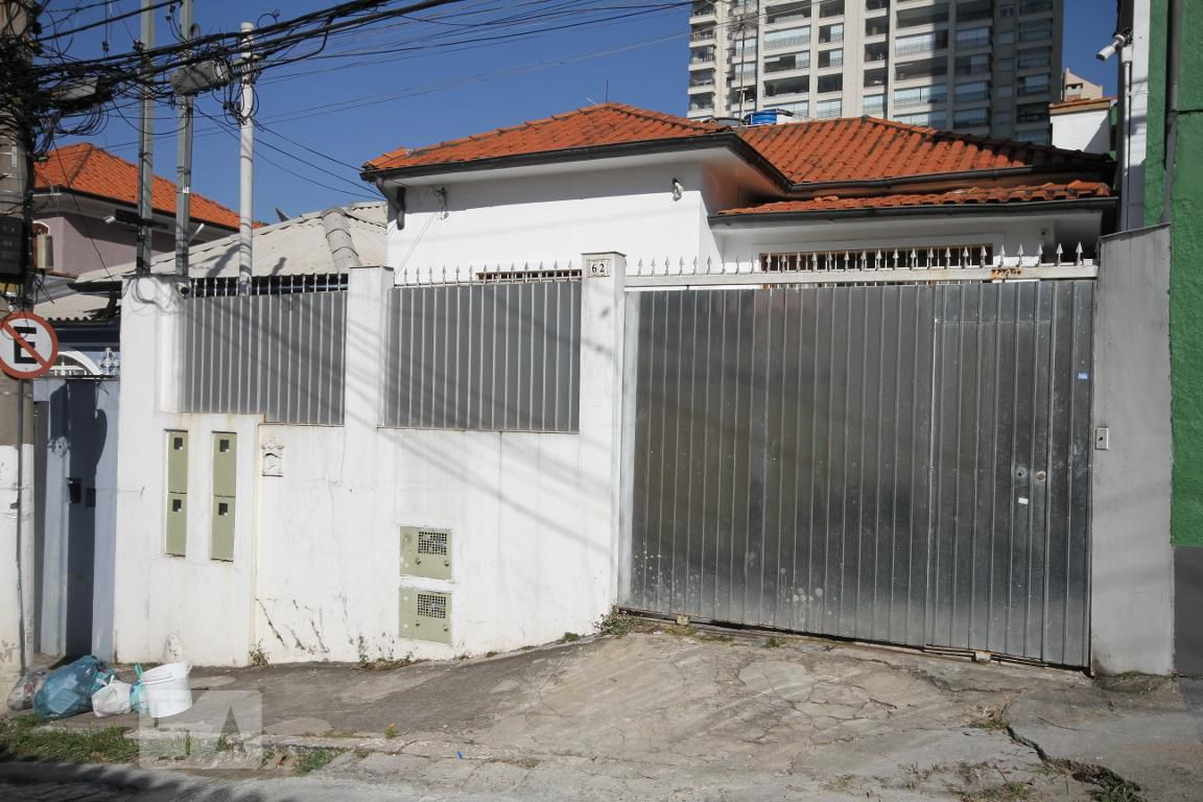 Fachada Condomínio em Rua Coronel Luís Alves, 62