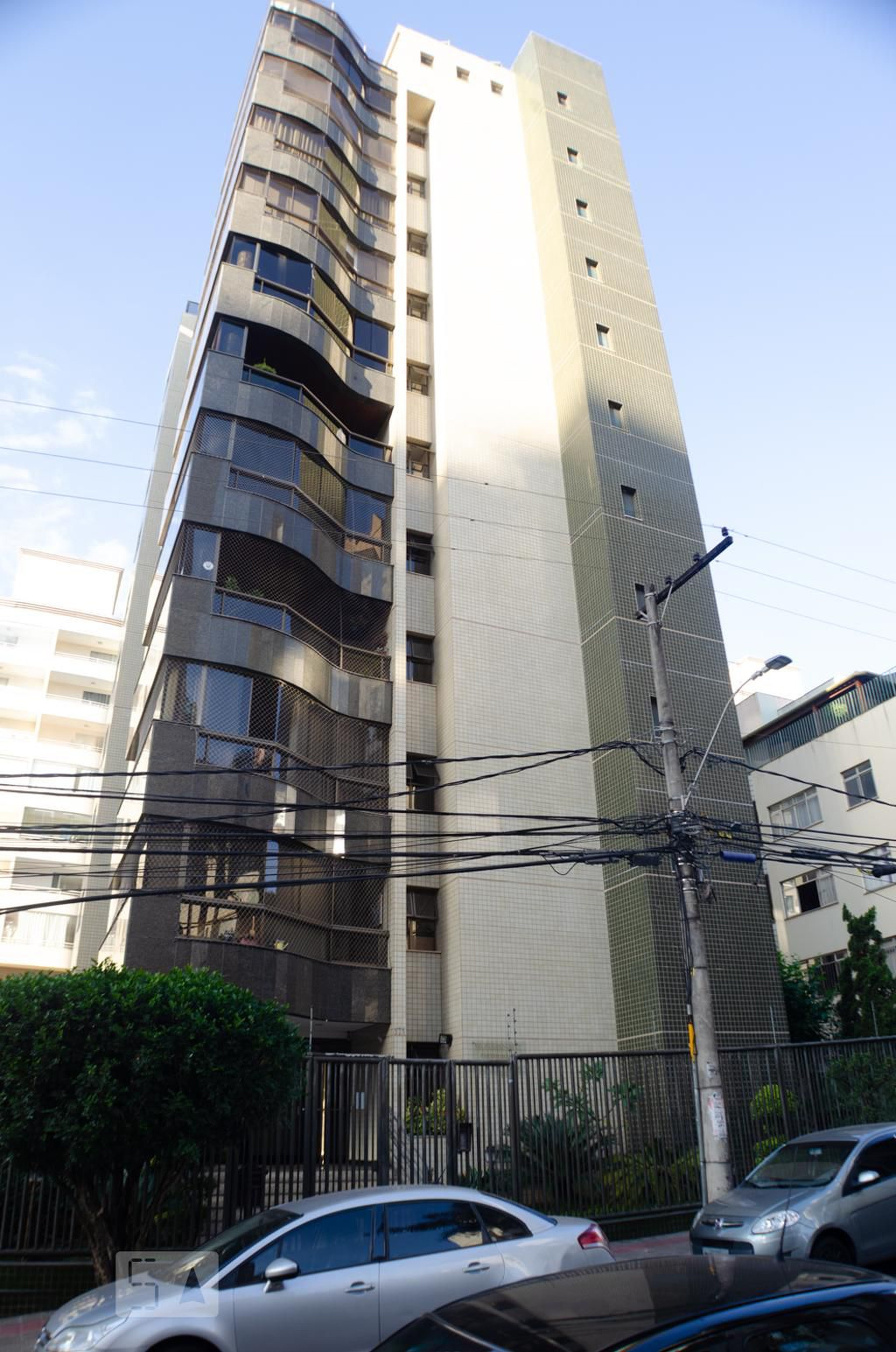 Fachada do Prédio Condomínio em Rua Doutor Lucídio Avelar, 171