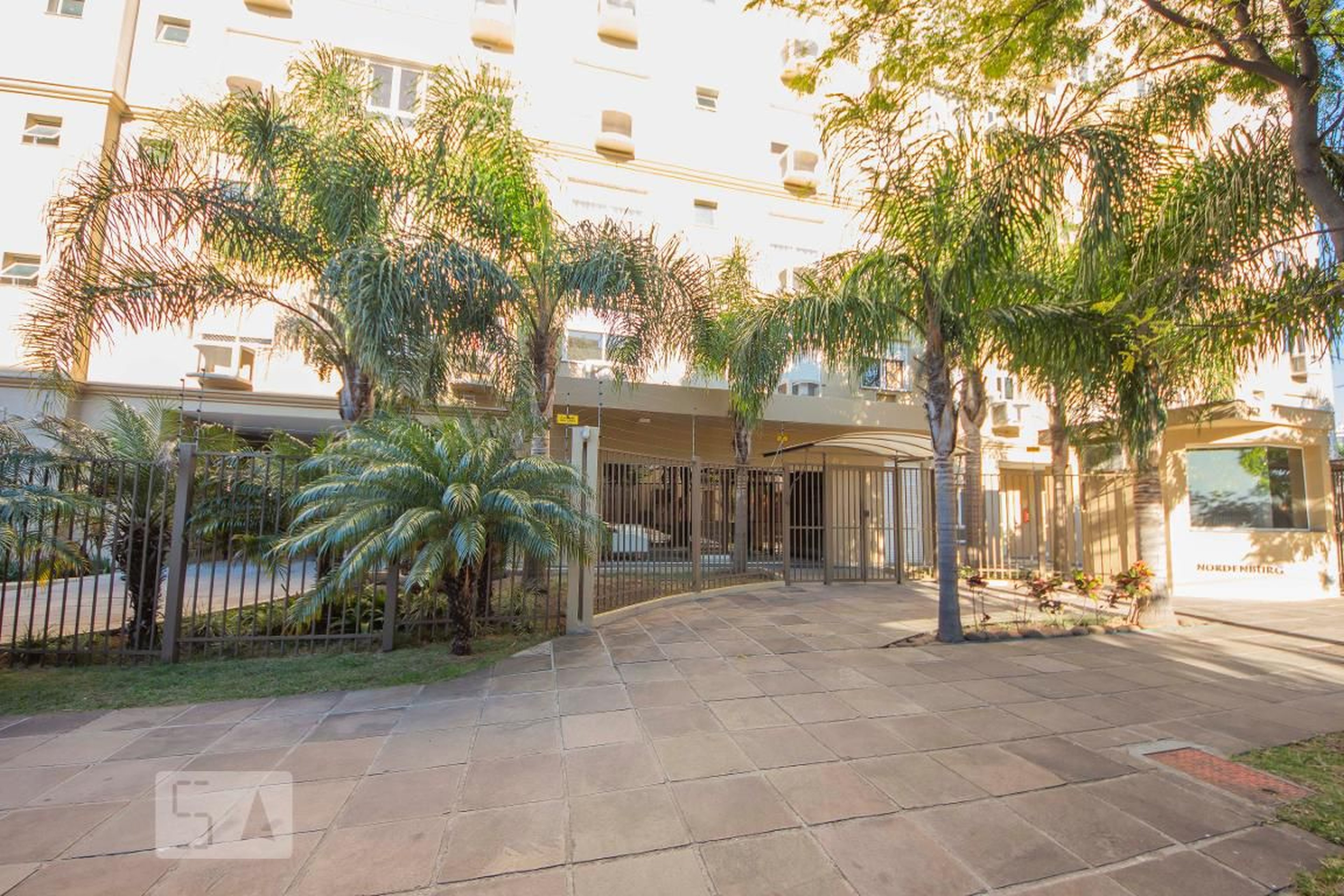 Fachada do Condomínio Condomínio Nordenburg