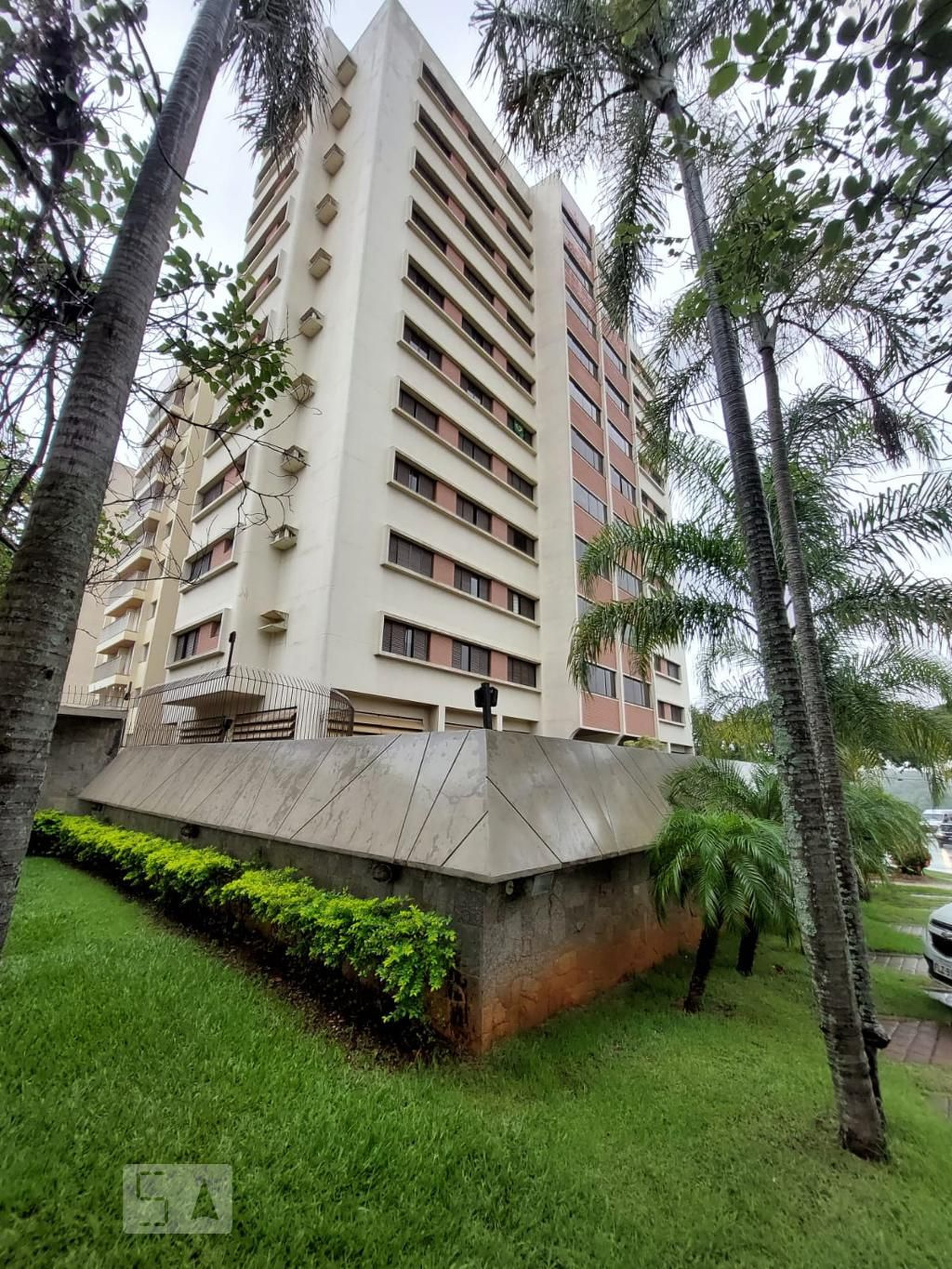 Fachada Condomínio em Avenida Andrade Neves, 2655