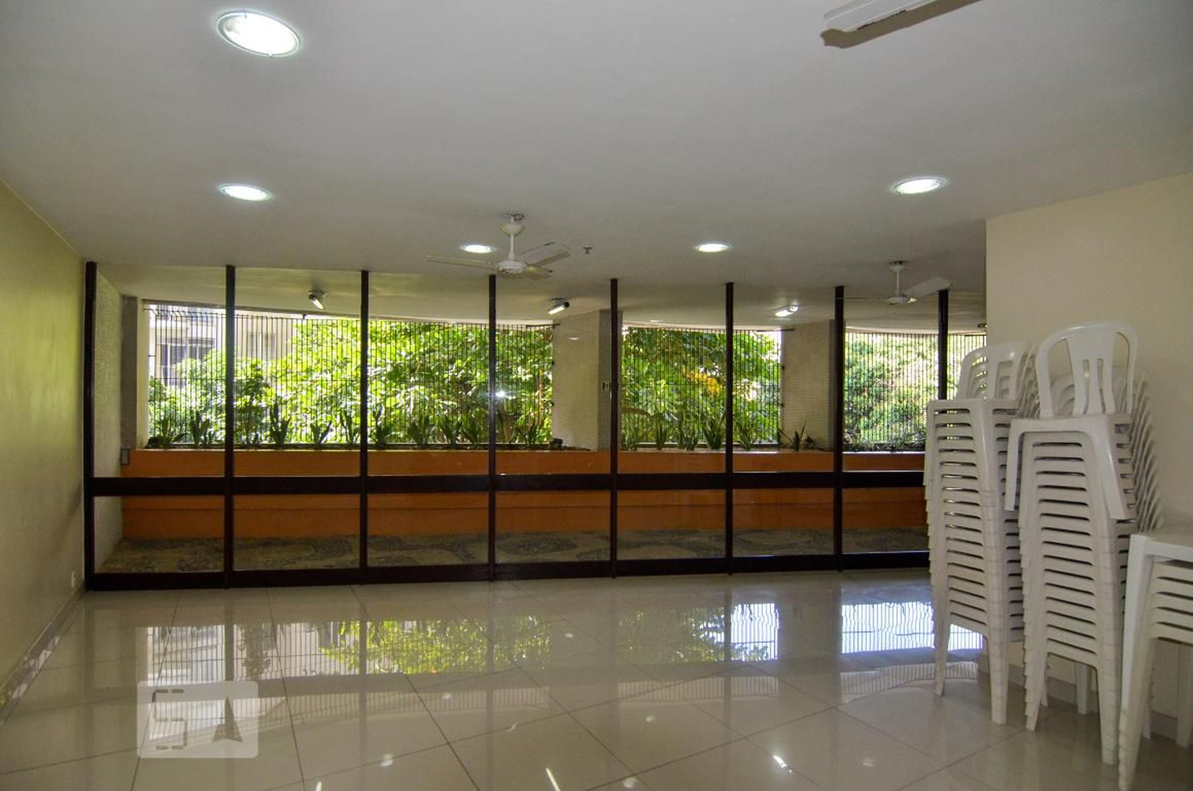 Salão de Festas - Edifício Bandeirante Jorge Correia