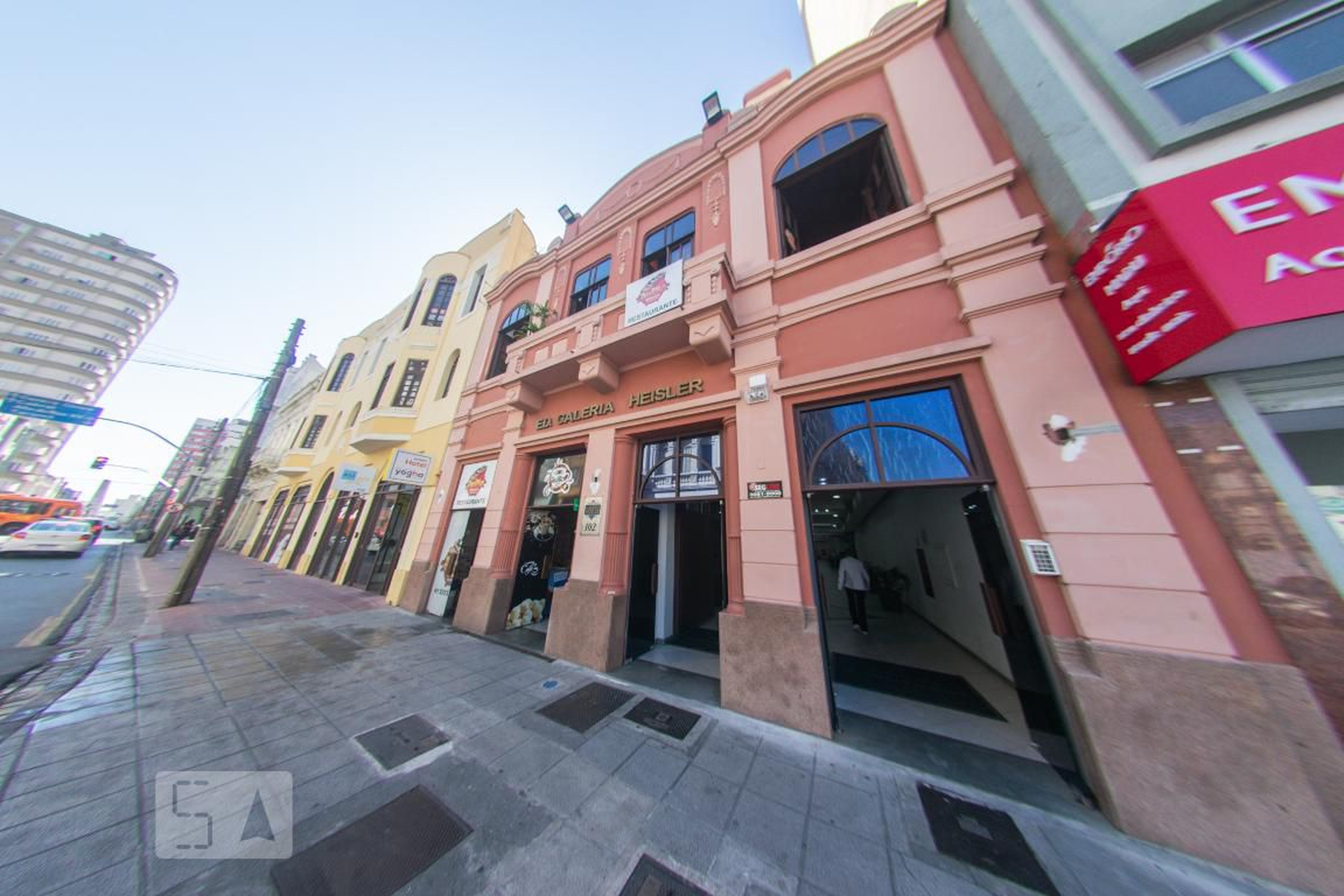 Fachada Condomínio em Rua Presidente Faria, 191