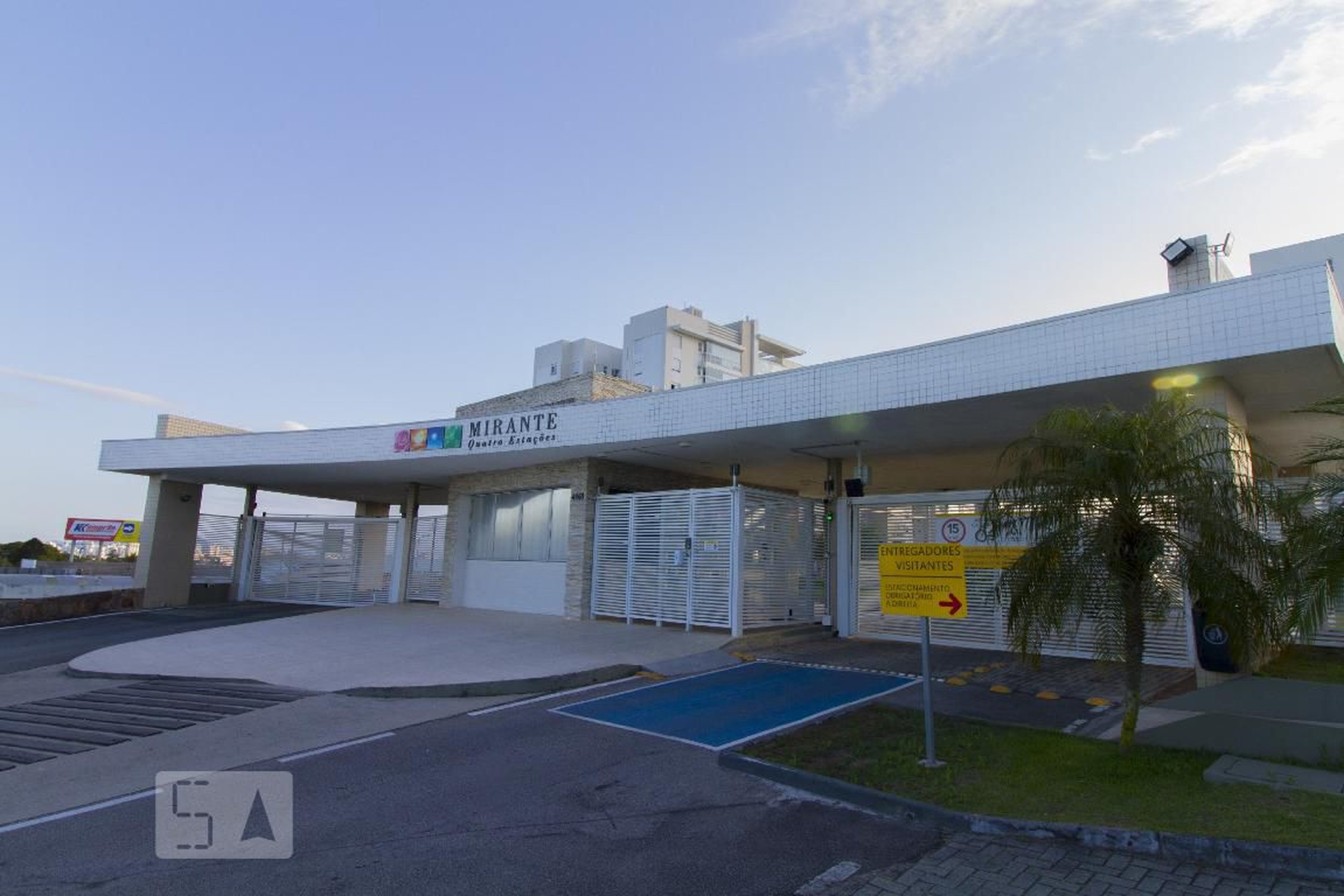 Fachada do Condomínio Condomínio Mirante Quatro Estações