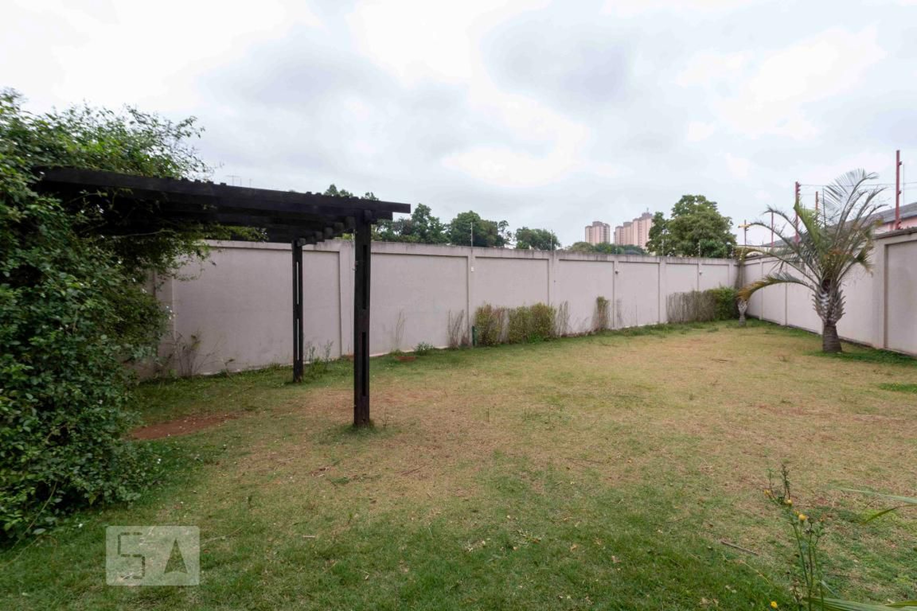 Área Externa - Saint Jerome