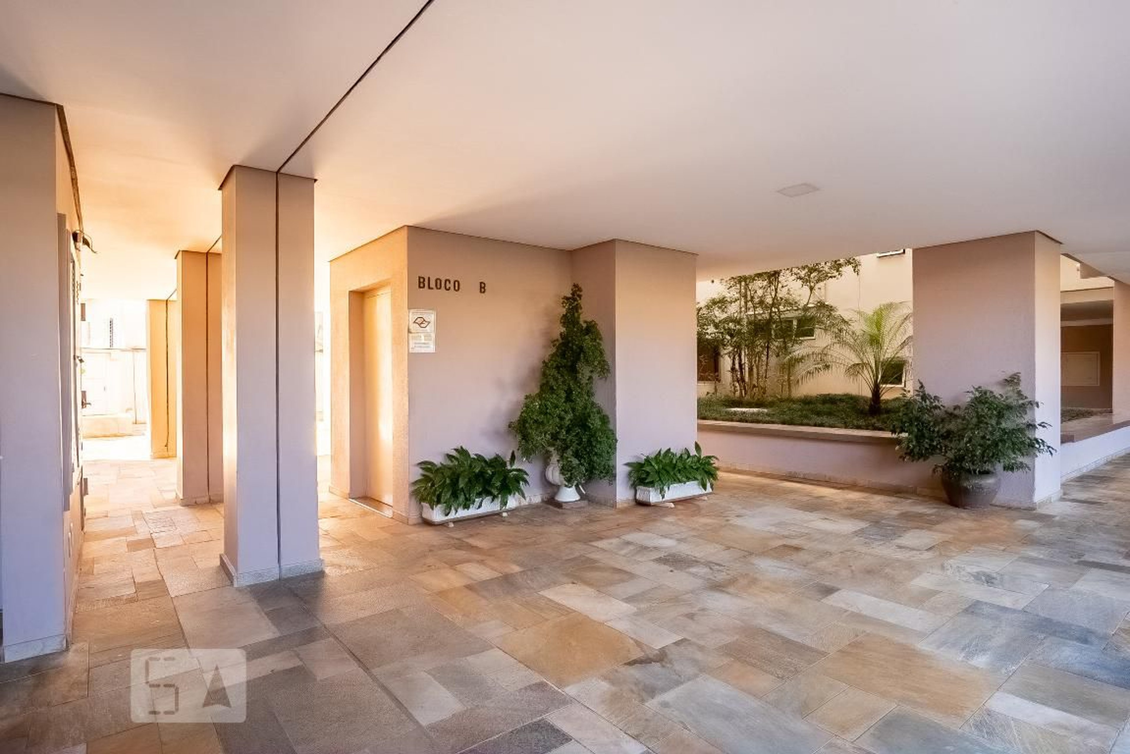 Hall de Entrada - Portal da Penha