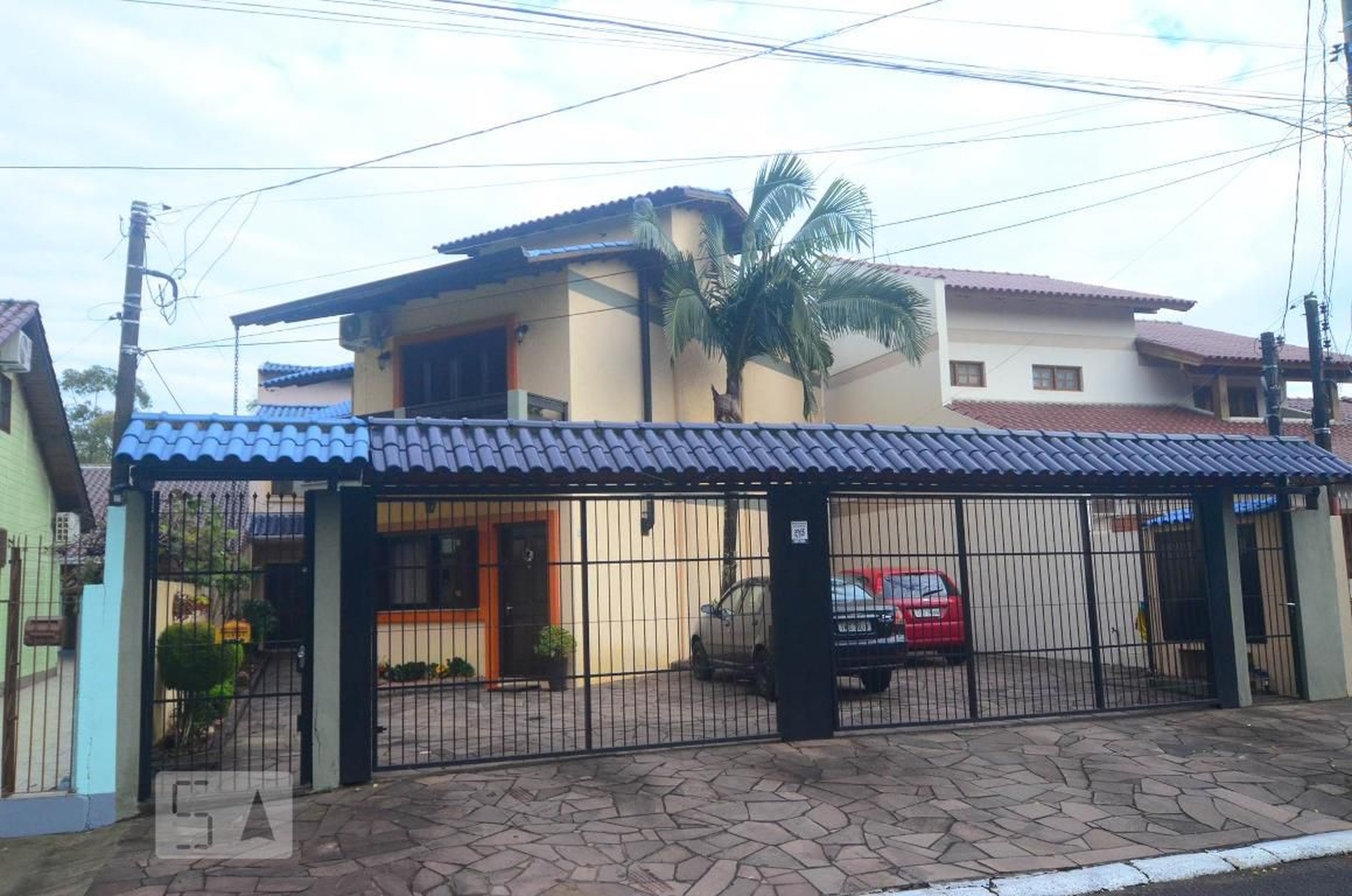 Fachada do Condomínio Condomínio em Rua Balduíno Rambo, 60