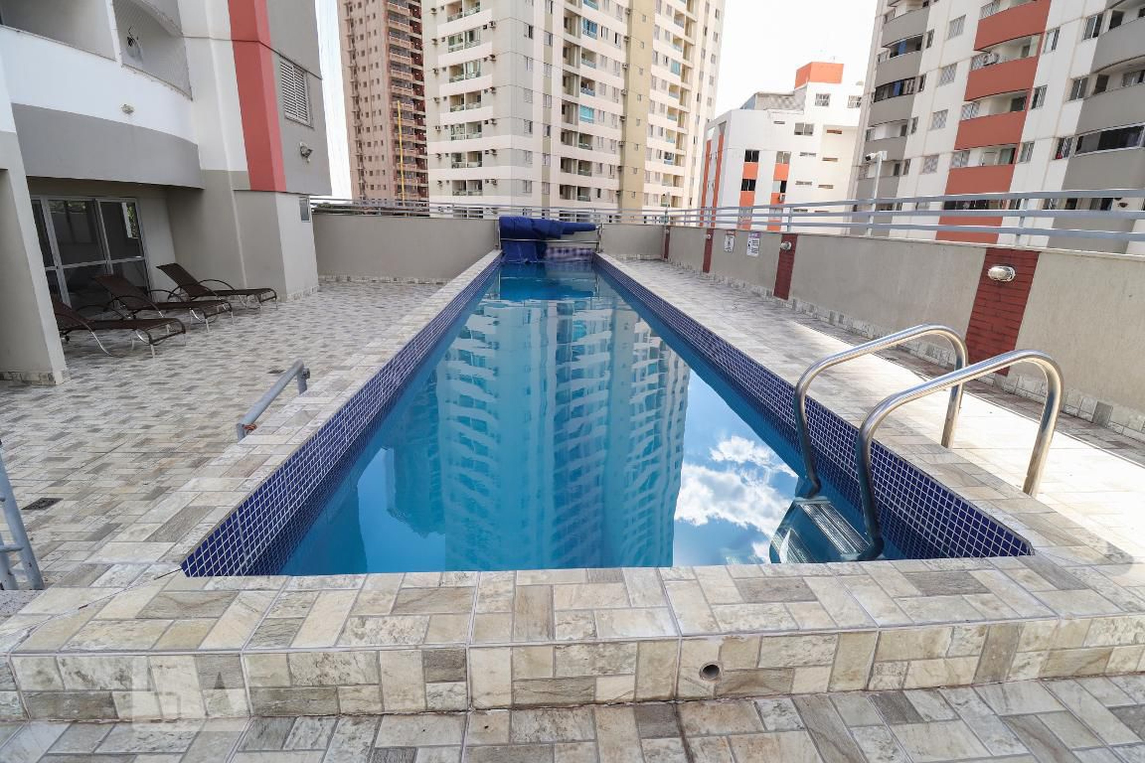 Piscina - Residencial Montella