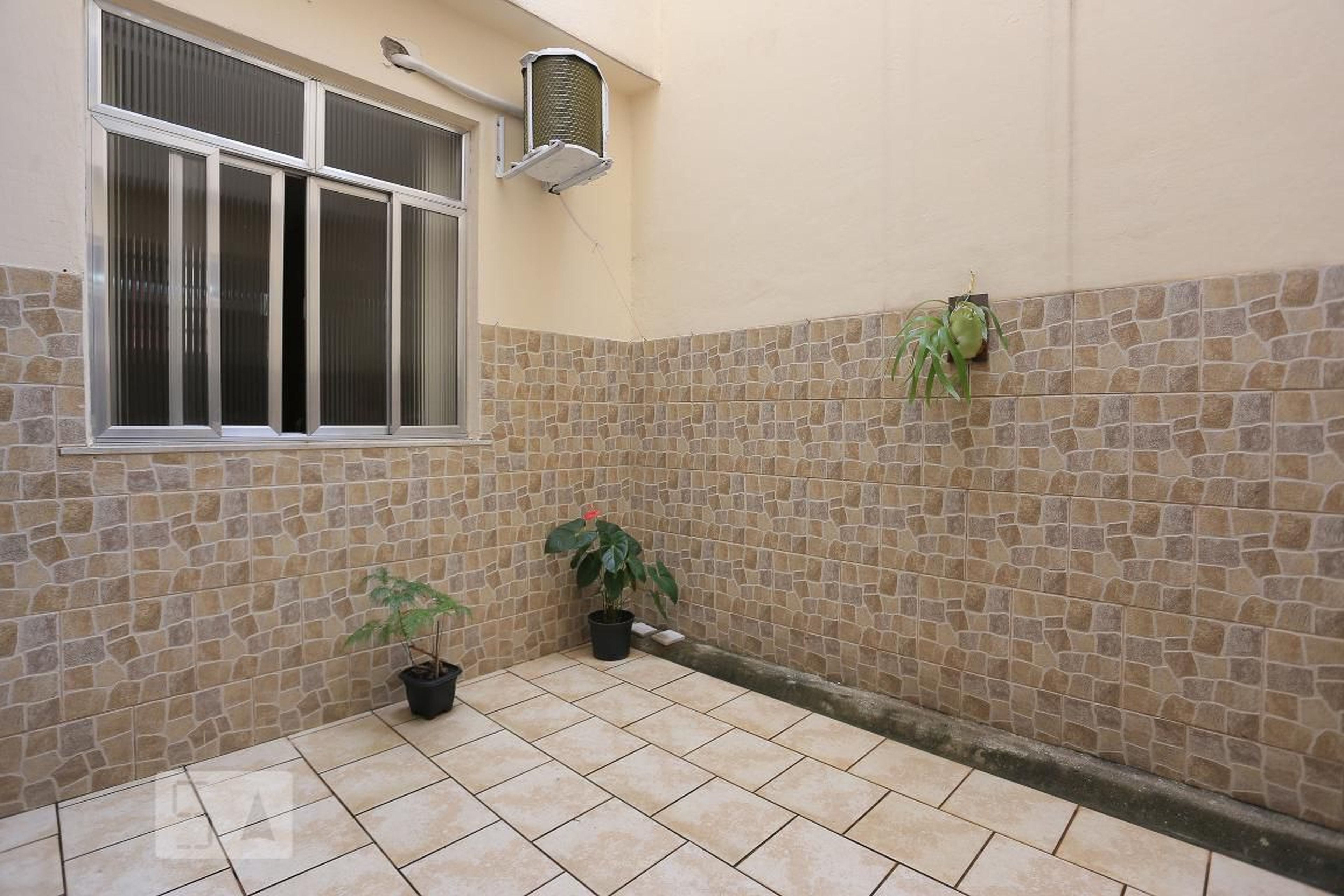 Área Externa - Edificio Dona Delfina