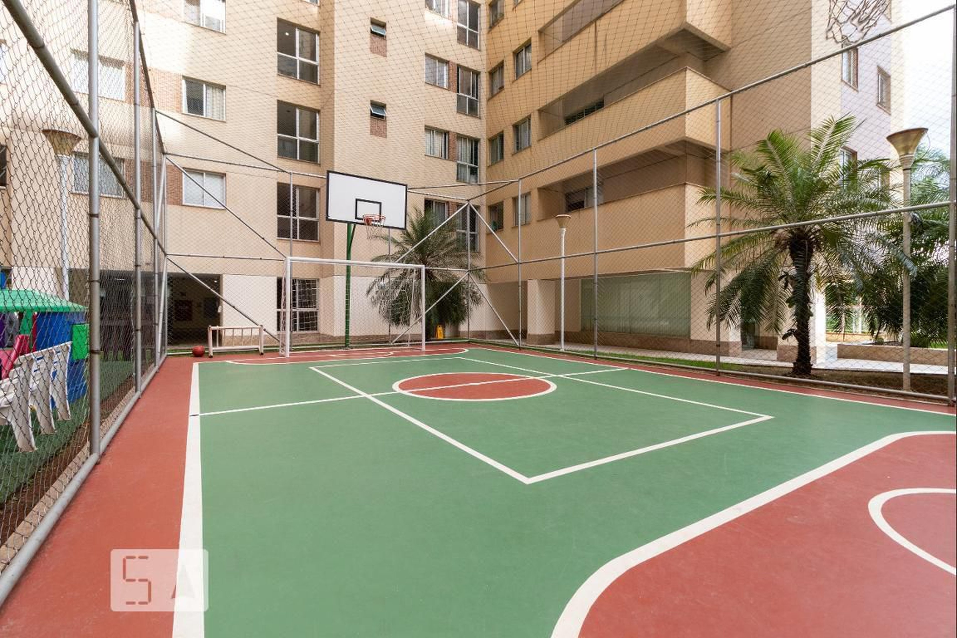 Quadra Esportiva - Via Boulevard