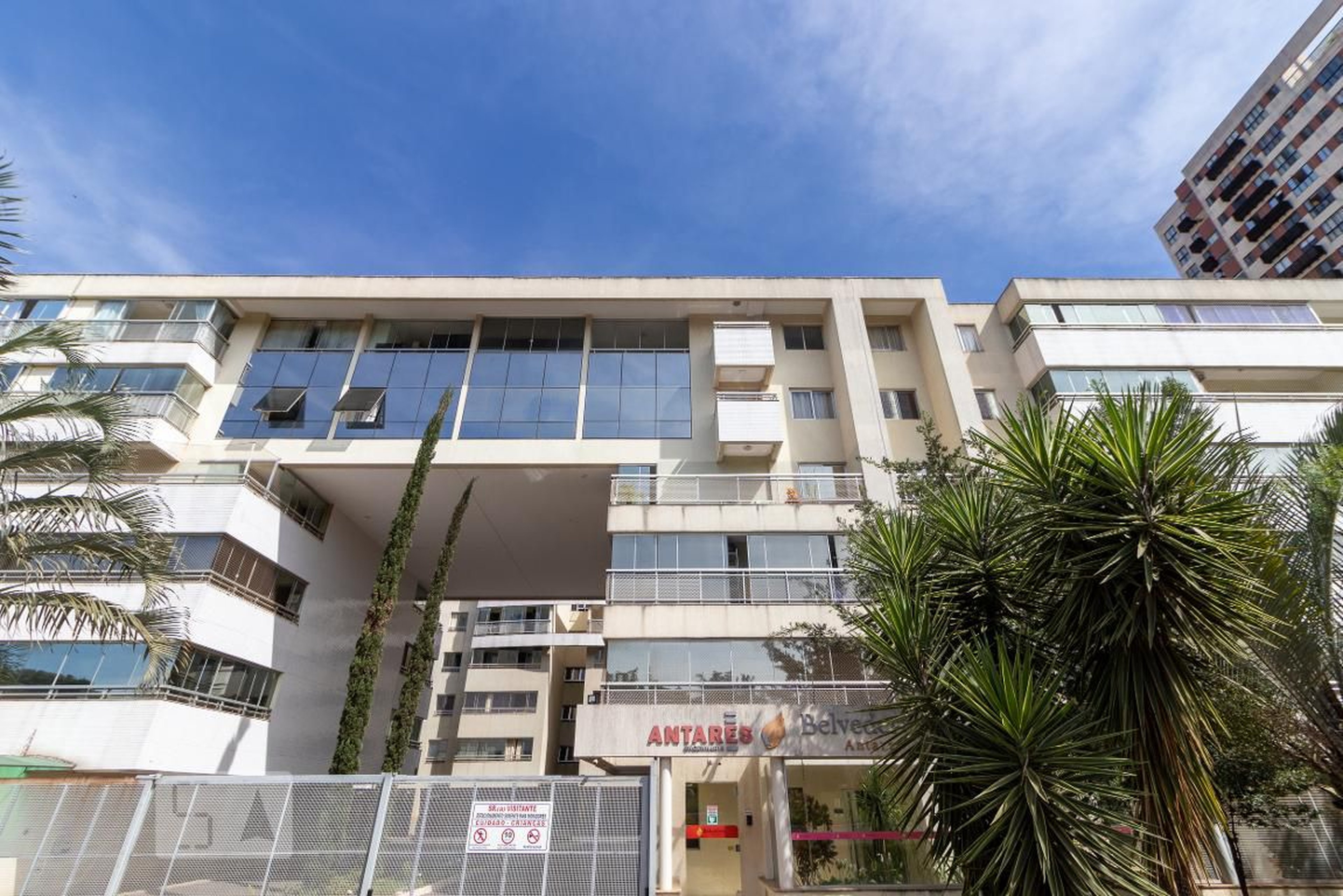 Fachada Condomínio Belvedere Antares