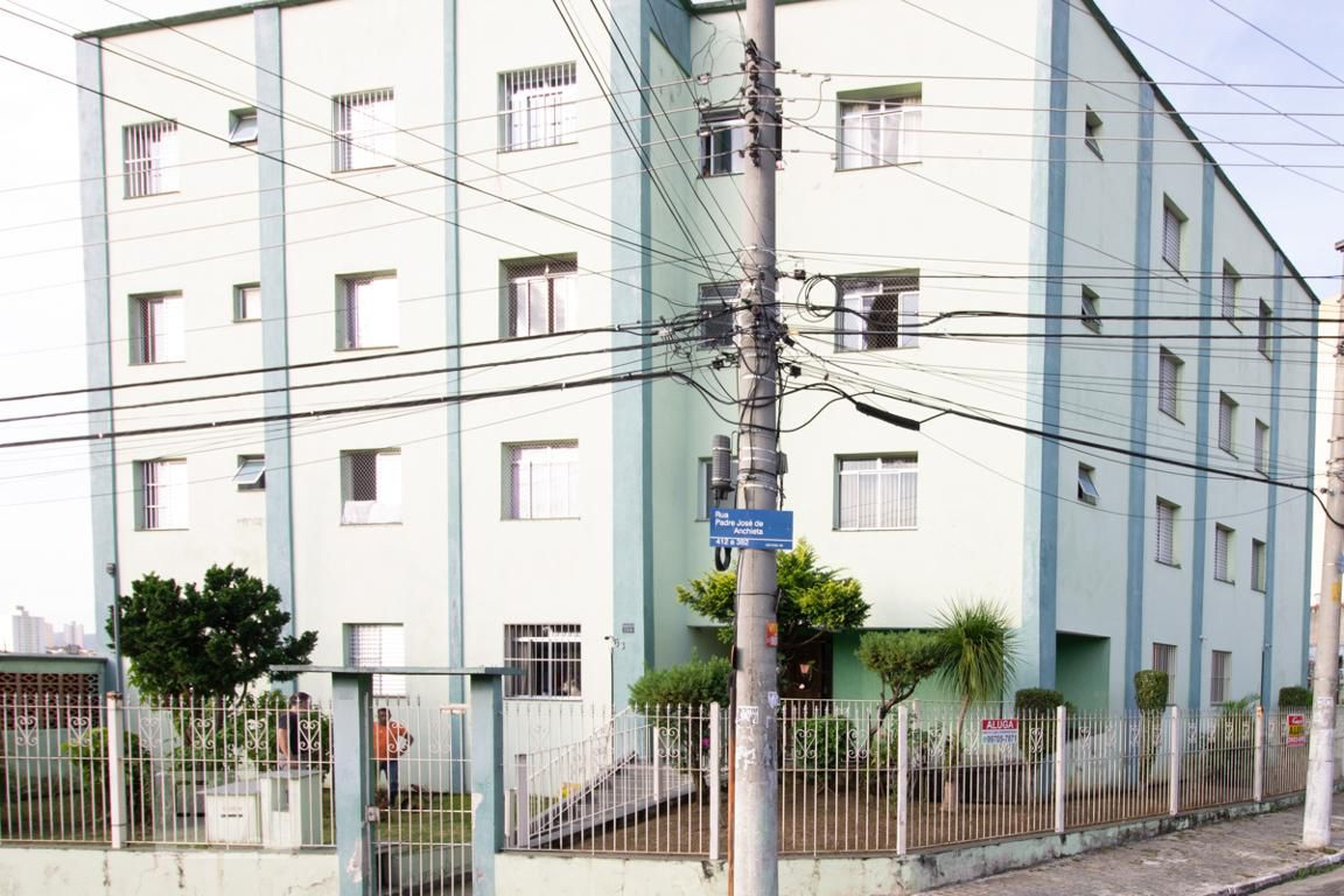 Fachada do Condomínio Edifício Luiza