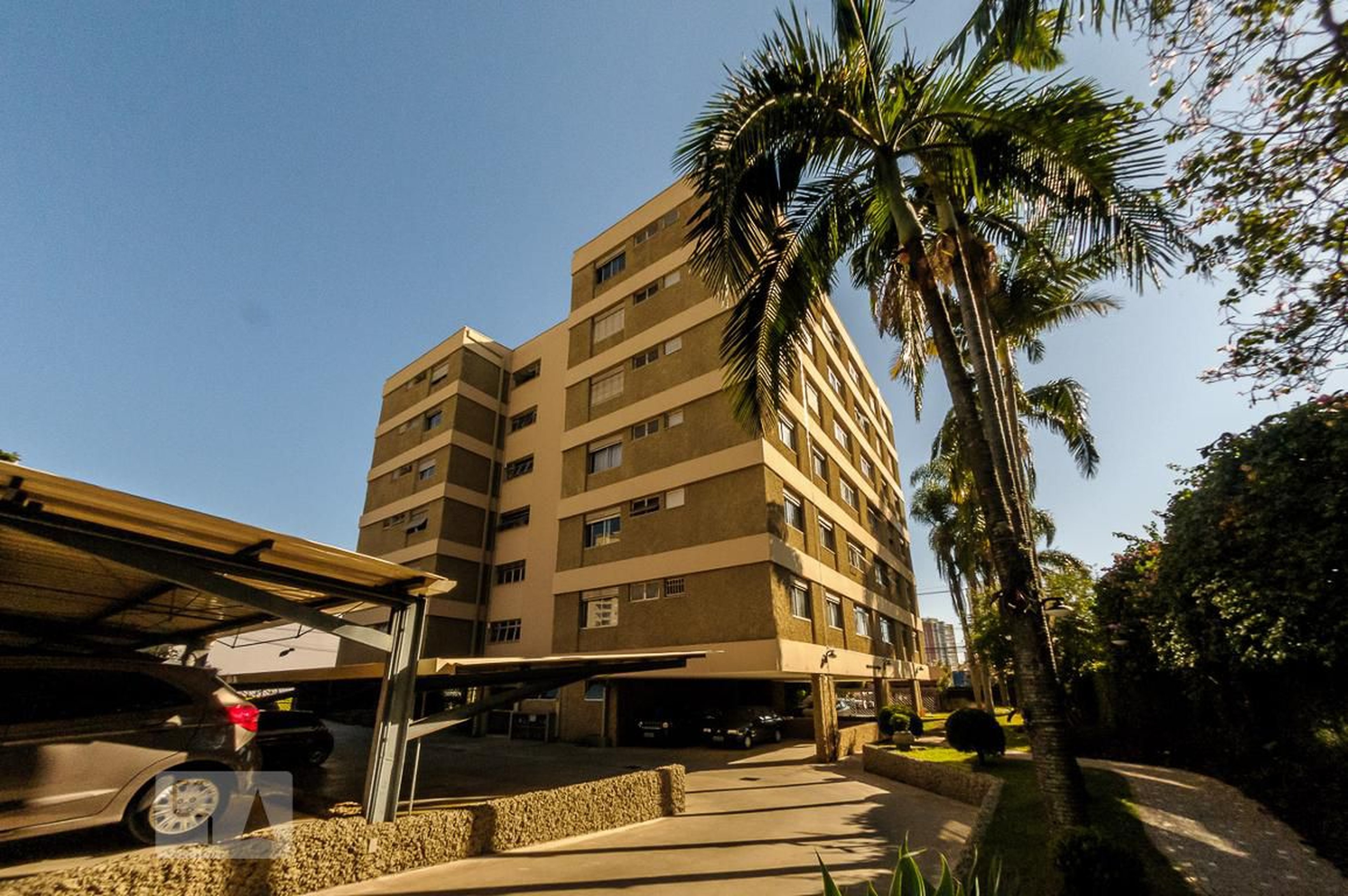 Fachada do Prédio Condomínio em Rua Ana Jarvis, 175